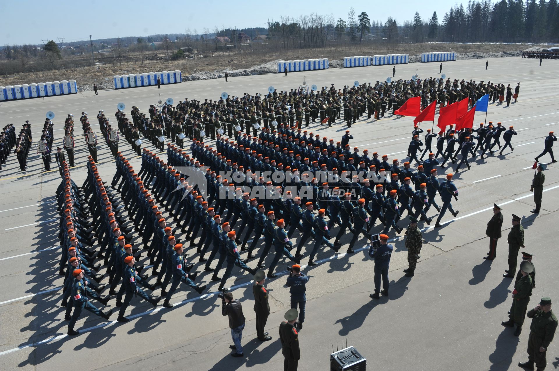 Полигон Алабино. Репетиция парада Победы. На снимке: войска МЧС России