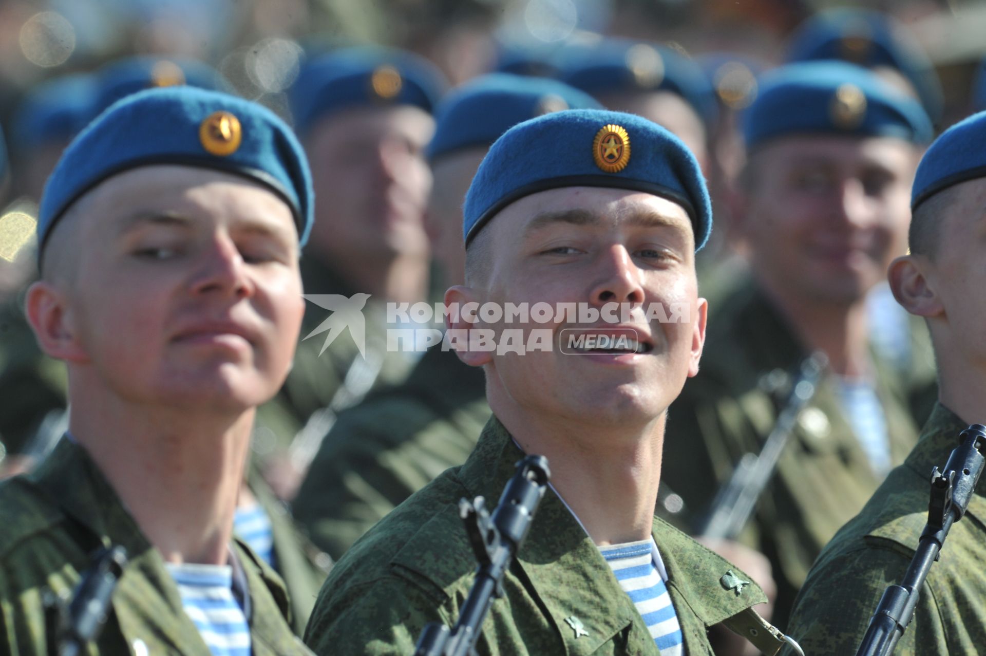 Полигон Алабино. Репетиция парада Победы. На снимке: