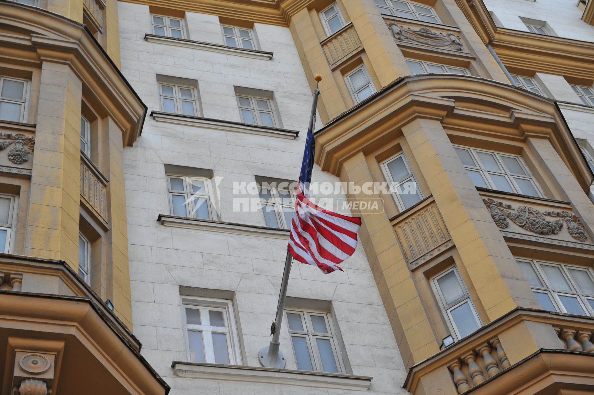 Новинский бульвар 21. На снимке: посольство США.