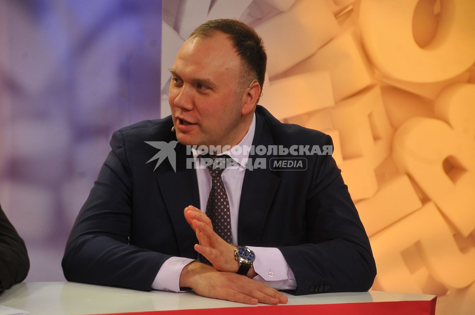 ИД `Комсомольская правда`. Член Общественной палаты РФ, исполнительный директор Ассоциации по защите избирательных прав граждан `Гражданский контроль` Георгий Федоров