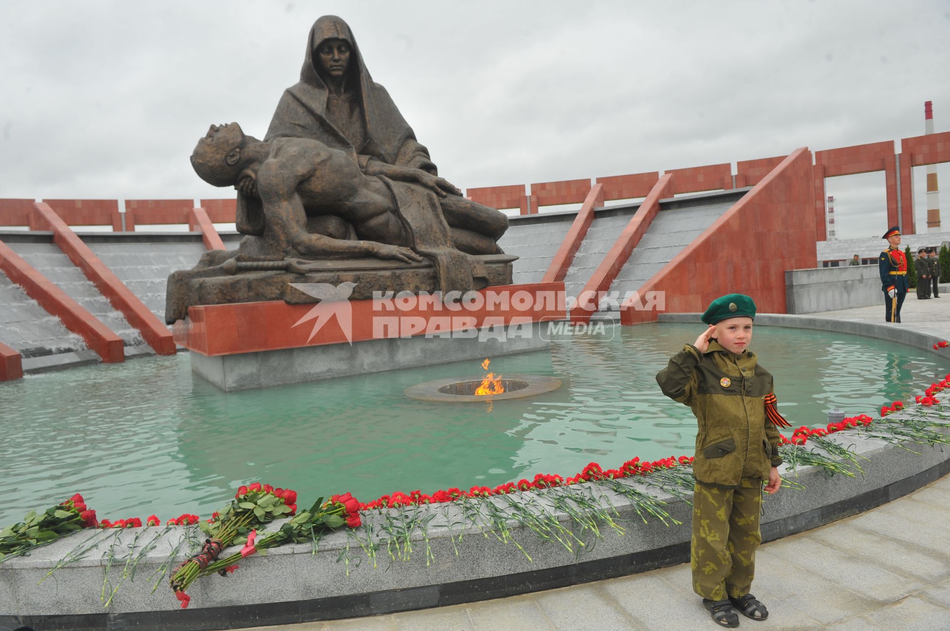 День памяти и скорби. Церемония открытия Федерального военного мемориального кладбища (ФВМК) в Мытищинском районе МО.