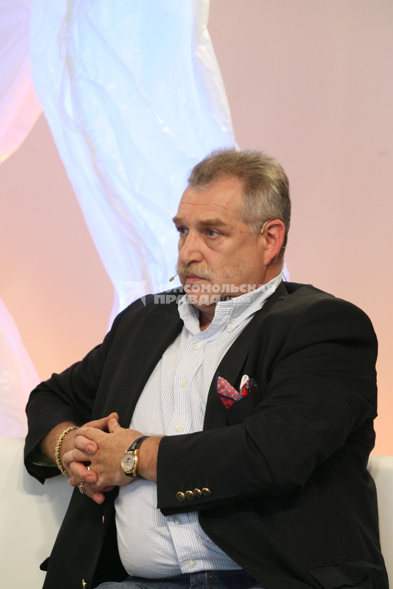 ИД`Комсомольская правда`. Адвокат, доктор политических наук Алексей Бинецкий.