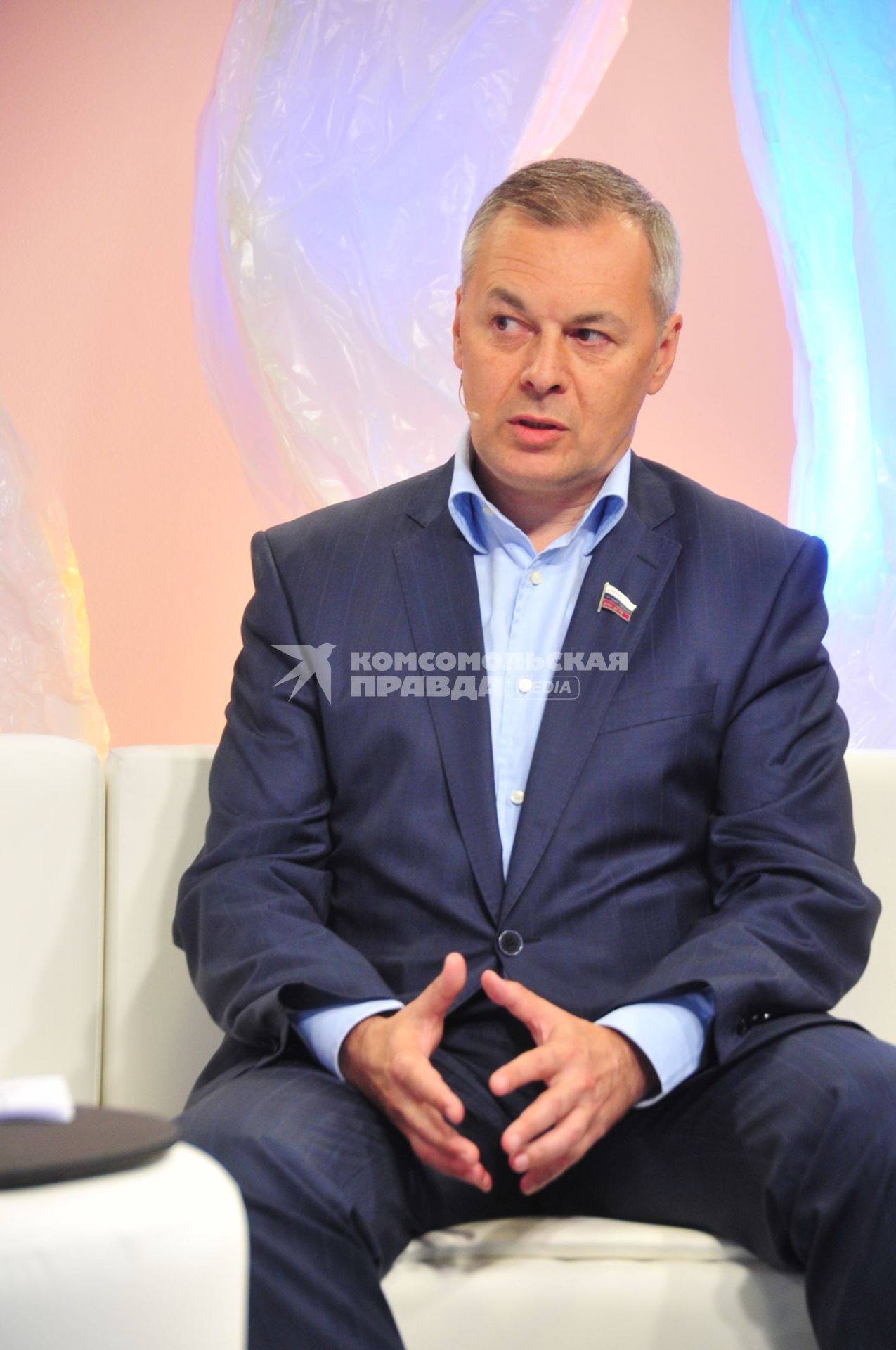 Телевидение `Комсомольская правда`. На снимке: заместитель председателя комитета ГД по делам общественных объединений и религиозных организаций Александр Тарнавский.