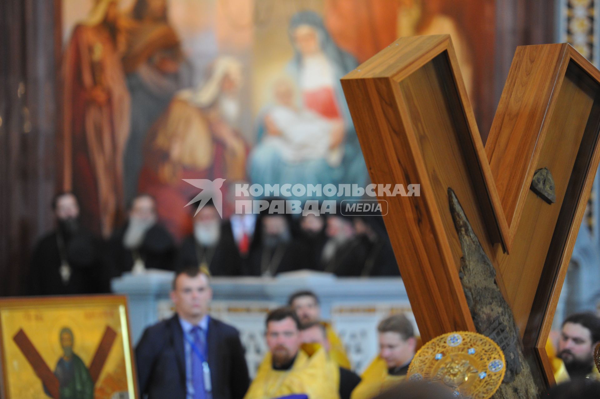 Крест апостола Андрея Первозванного в Храме Христа Спасител.