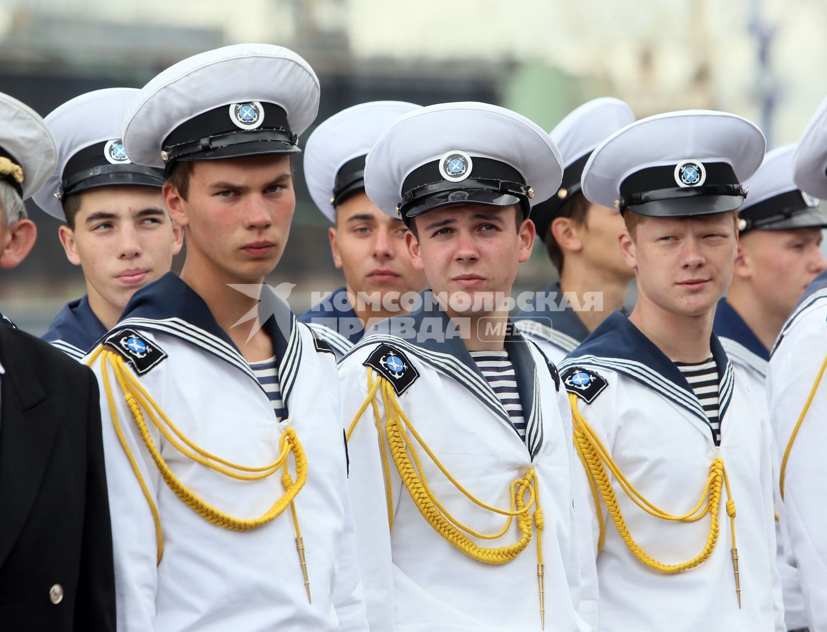 пребытие крупнейшего в мире парусника седов