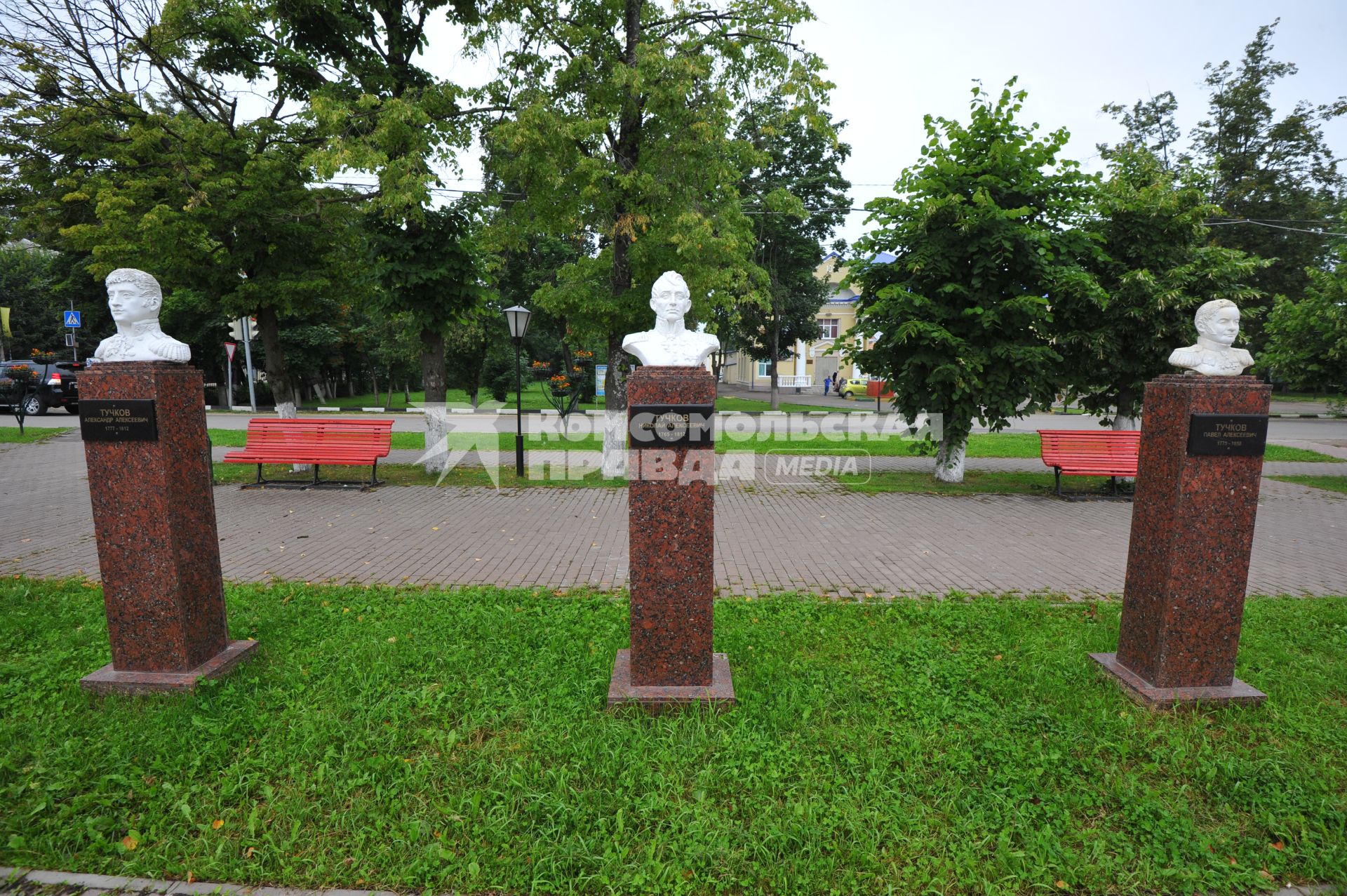 Поселок Тучково. На снимке: мемориал, посвященный героям войны 1812 года братьям Тучковым.