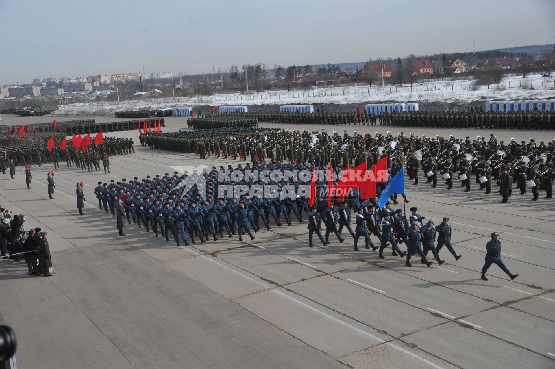 Полигон `Алабино`. Репетиция Парада Победы , который пройдет 9 мая на Красной площади. На снимке:  военнослужащие парадного расчета пешей.