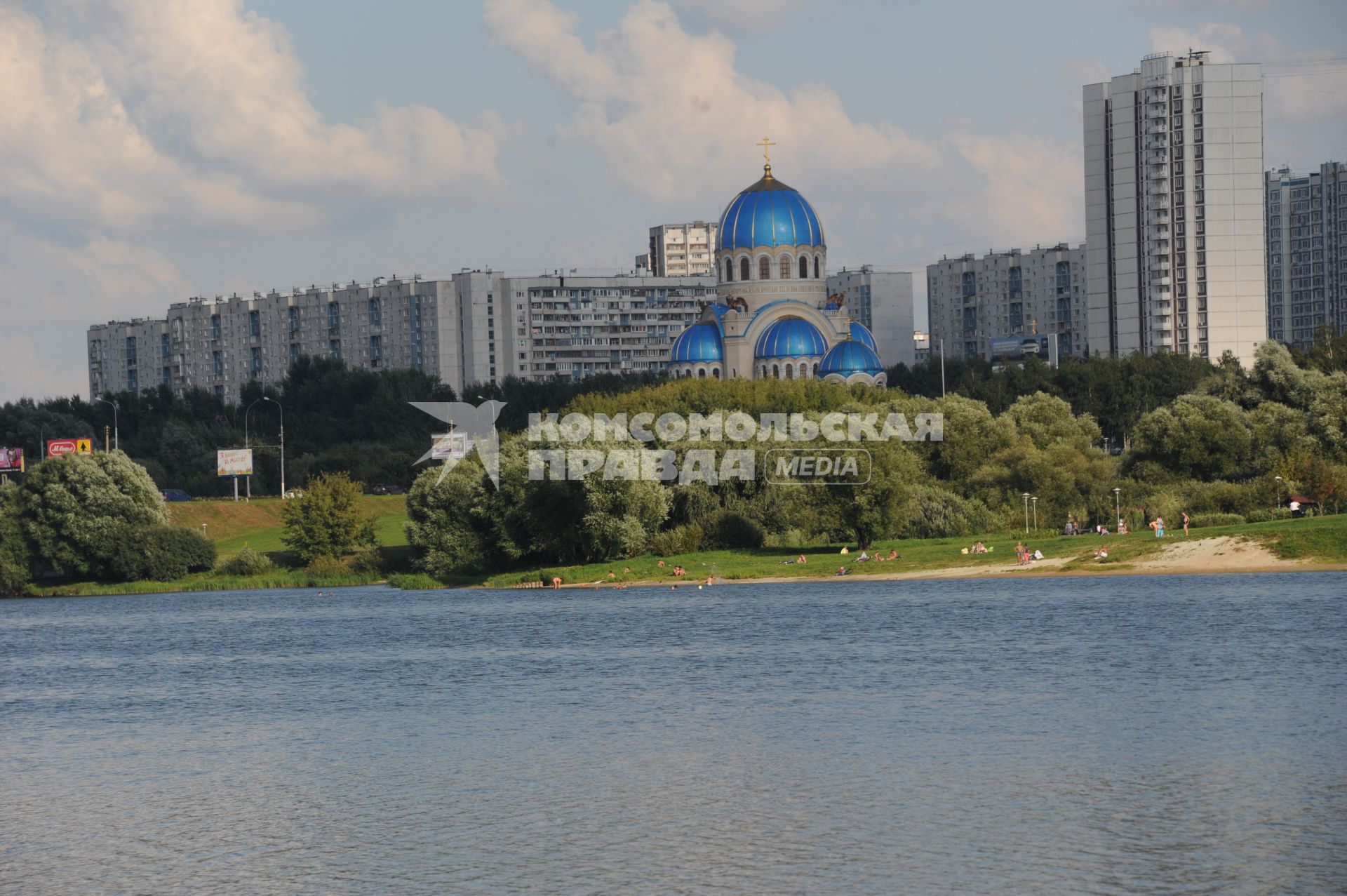 Храм Троицы Живоначальной на Борисовских прудах.