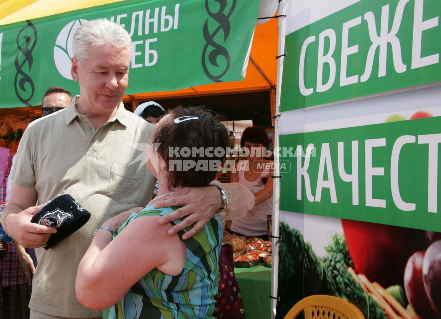 Музей-заповедник `Коломенское`. С. Собянин посетил праздник `Сабантуй`. На снимке: Временно исполняющий обязанности мэра Москвы Сергей Собянин