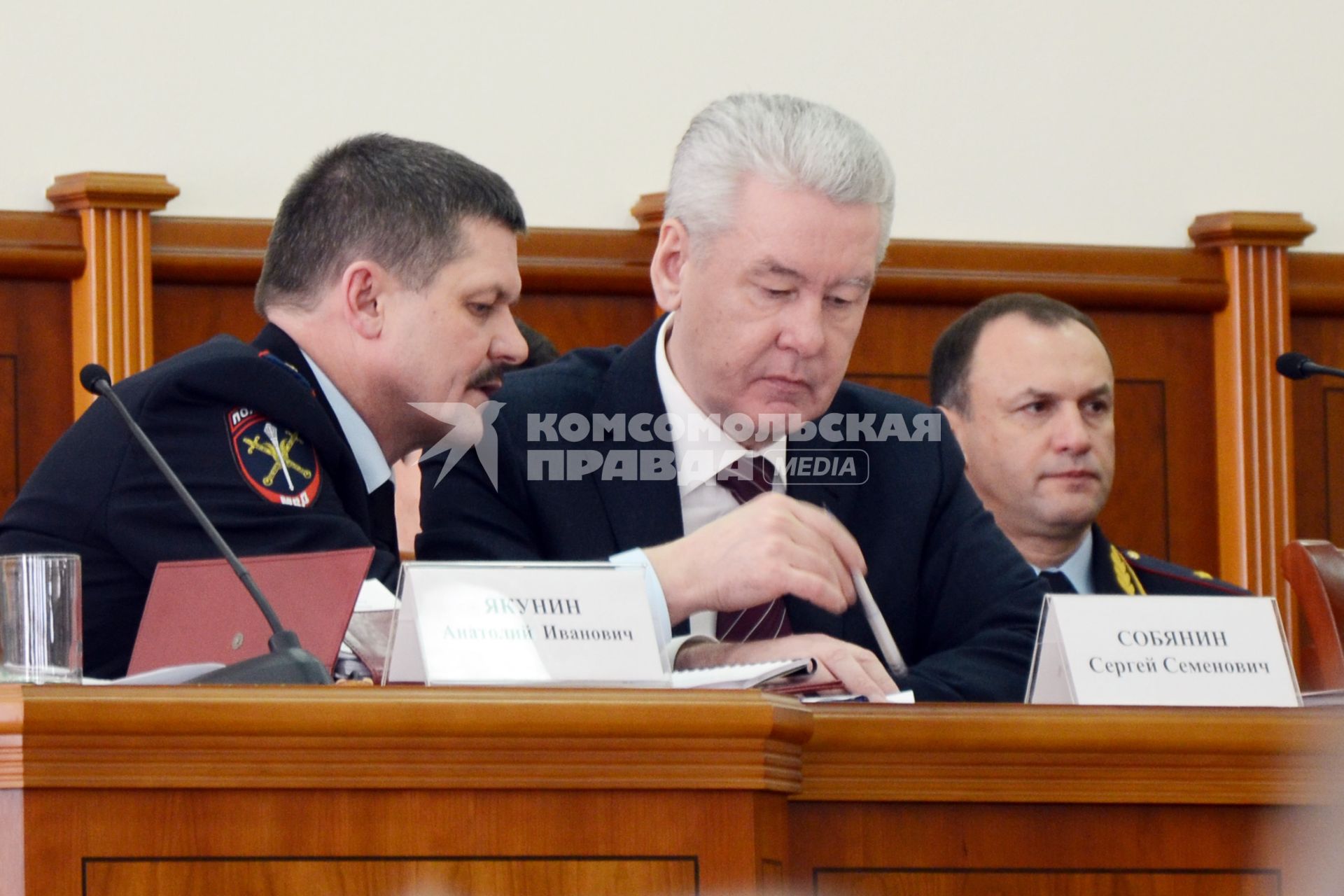 Заседание коллегии Главного управления МВД по городу Москве. На снимке:  начальник ГУ МВД России по г. Москве Анатолий Якунин и Временно исполняющий обязанности мэра Москвы Сергей Собянин.