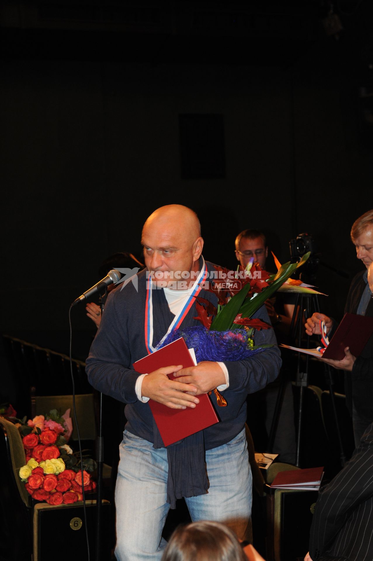 Сбор труппы театра `Ленком`. На снимке: актер Александр Балуев.