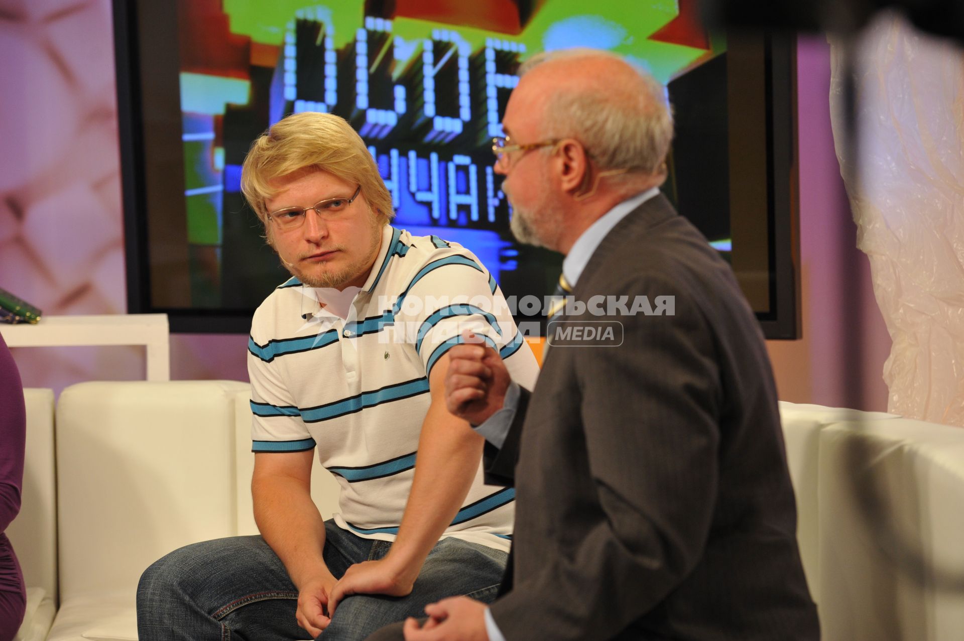 ИД `Комсомольская правда`.  Редактор портала КАНОБУ.РУ Виктор Зуев и  военный историк, директор музея войск ПВО Кнутов Юрий.