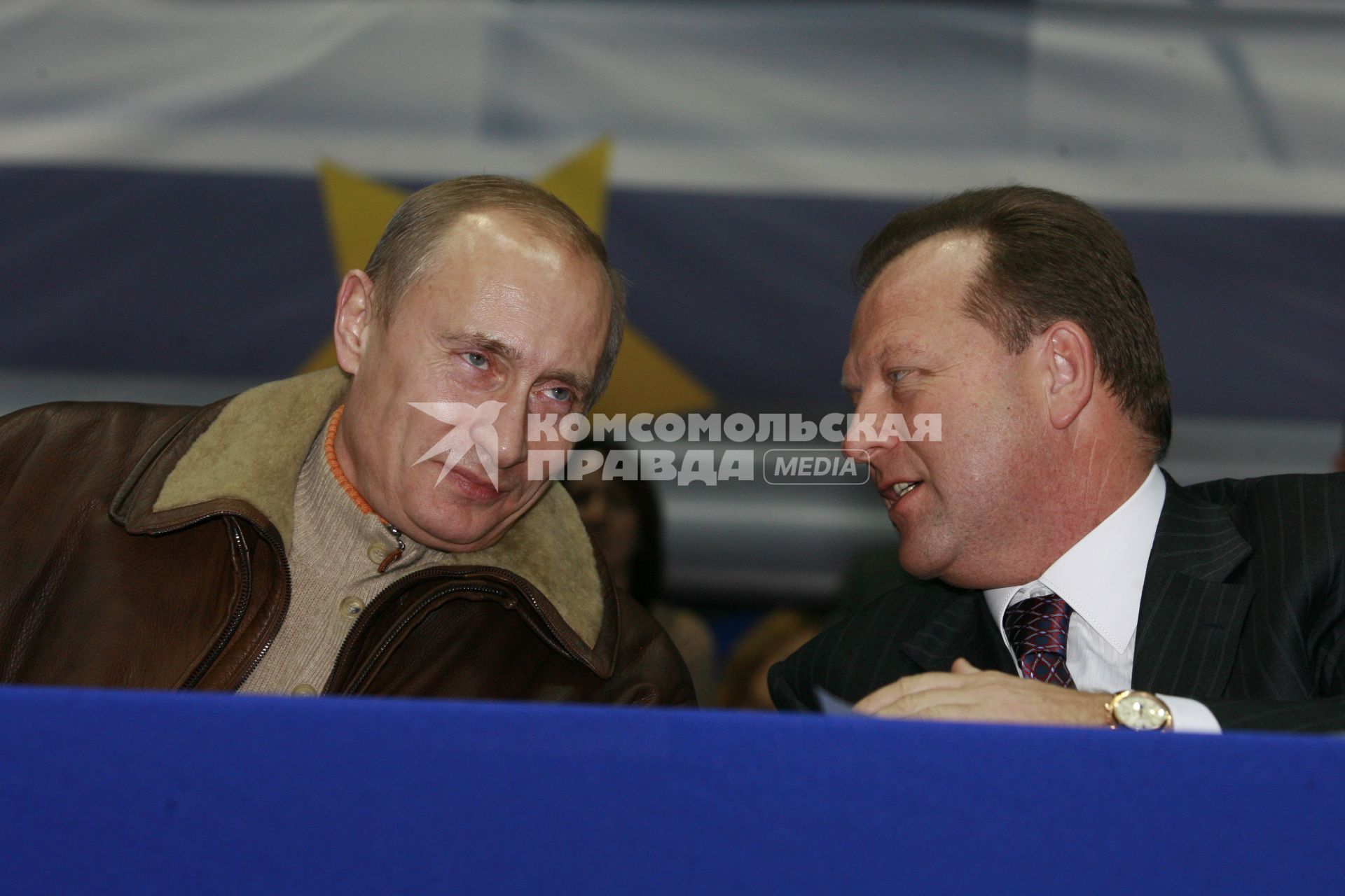 Кубок Европы по дзюдо в Лужниках. На снимке: президент РФ Владимир Путин (слева) и президент Европейского союза дзюдо Мариус Визер.
