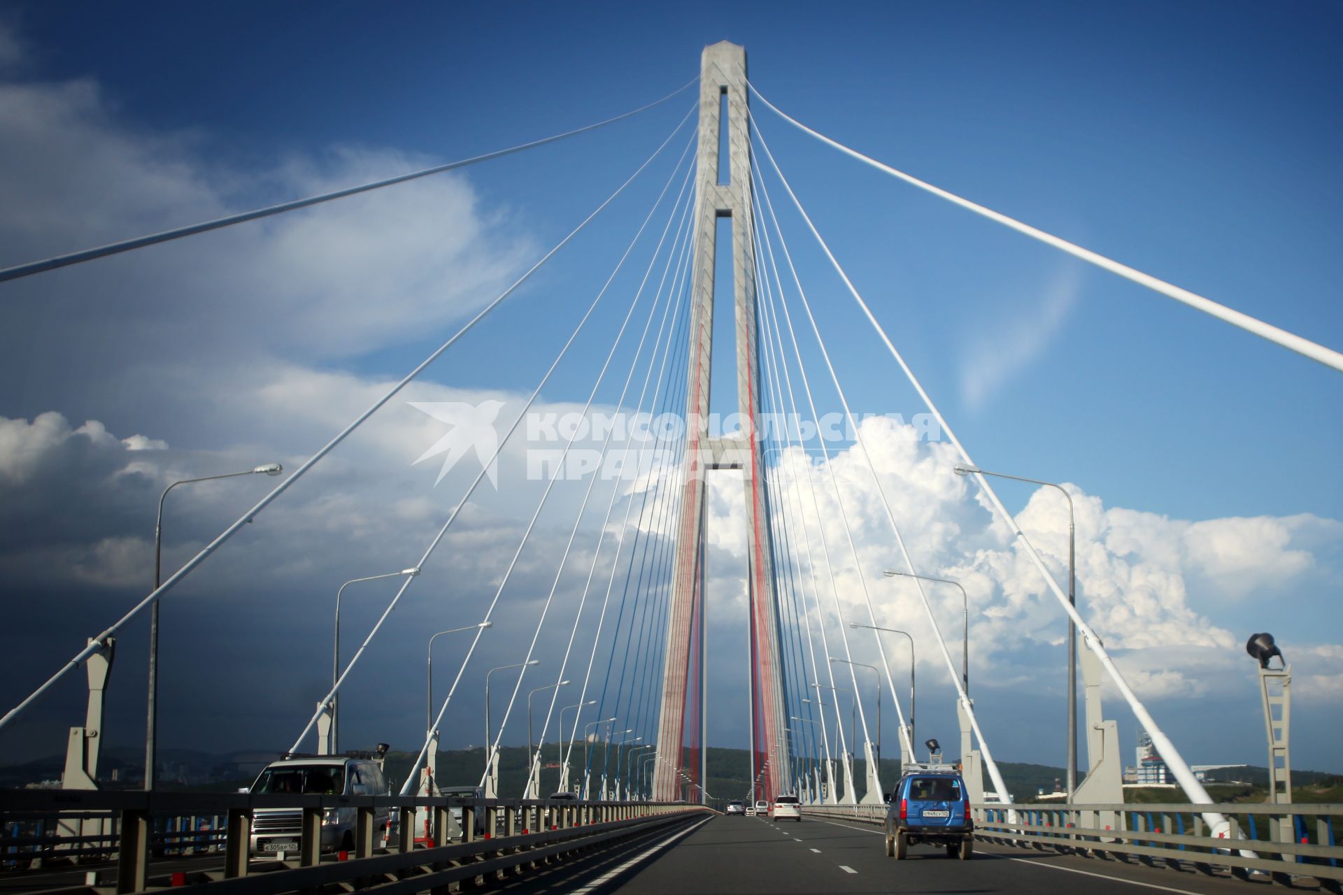 Русский мост — вантовый мост во Владивостоке, соединяющий полуостров Назимова с мысом Новосильского на острове Русском.