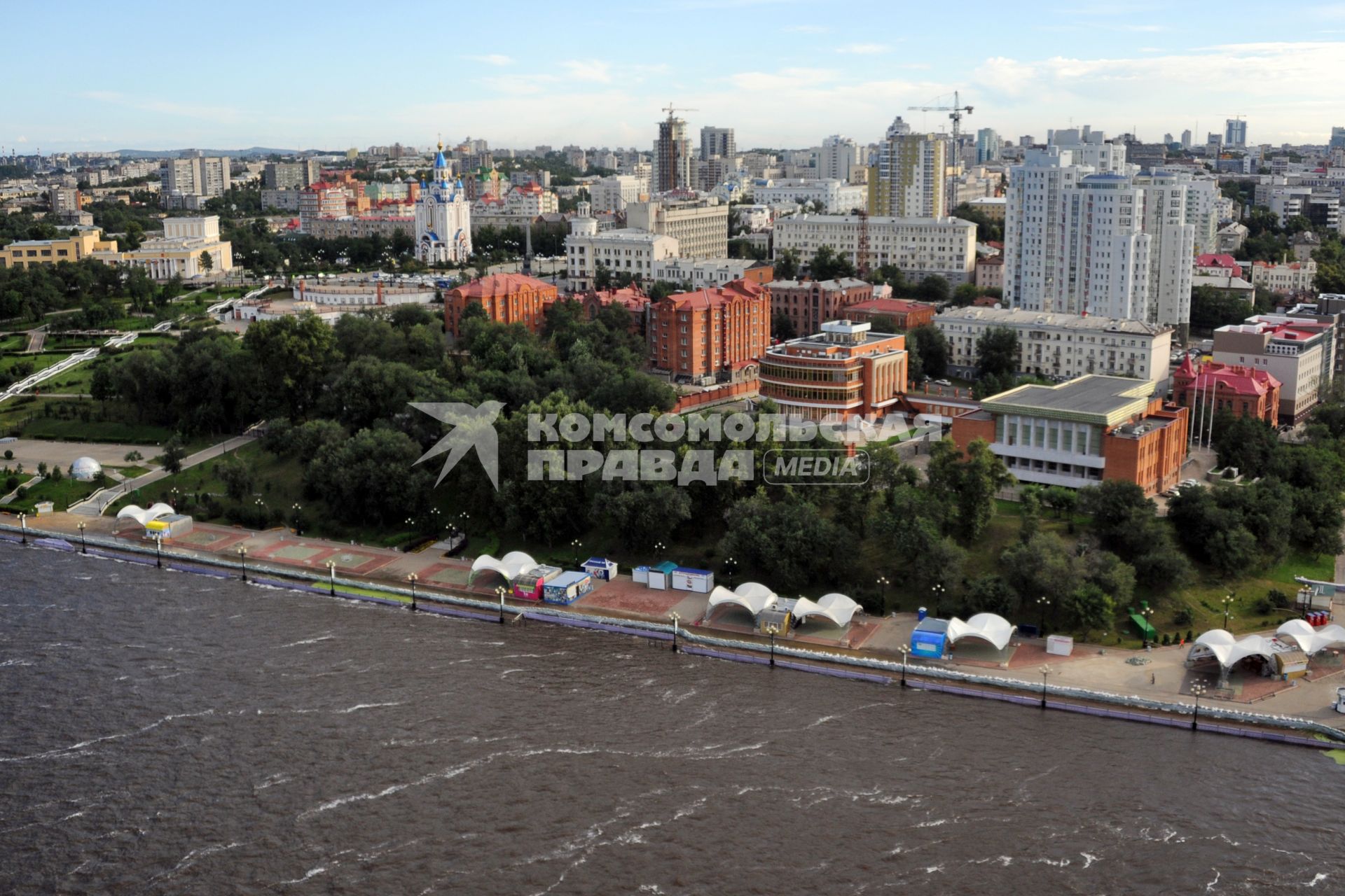 Наводнение в Приамурье. Виды Хабаровска.