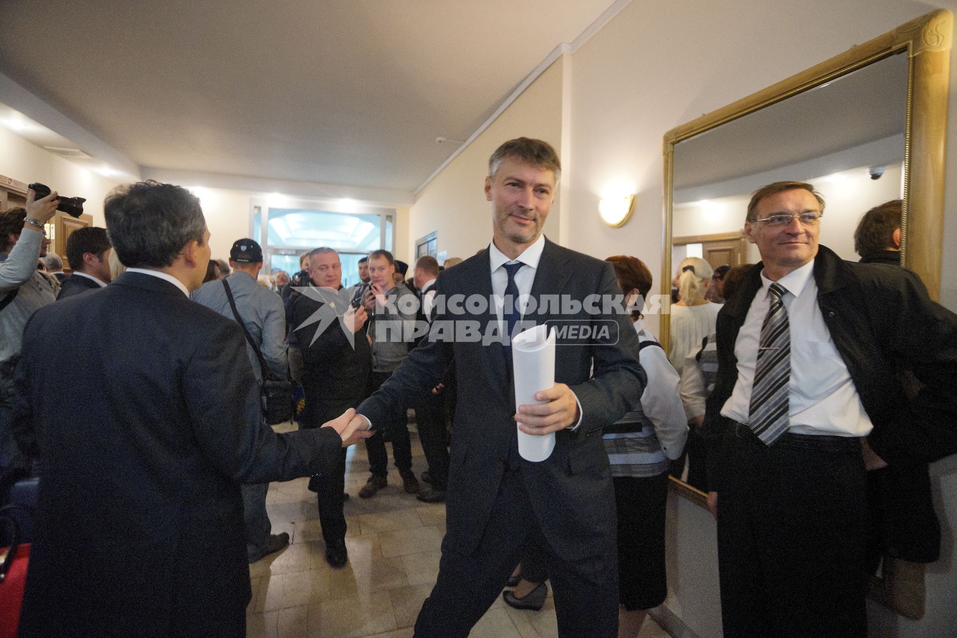 Мэр Екатеринбурга Евгений Ройзман приехал в мэрию на первое заседание Городской Думы нового созыва.