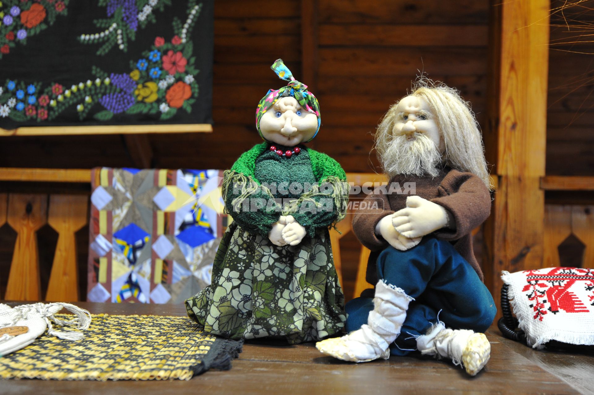 Музей традиционной культуры Браслава. На снимке: куклы.