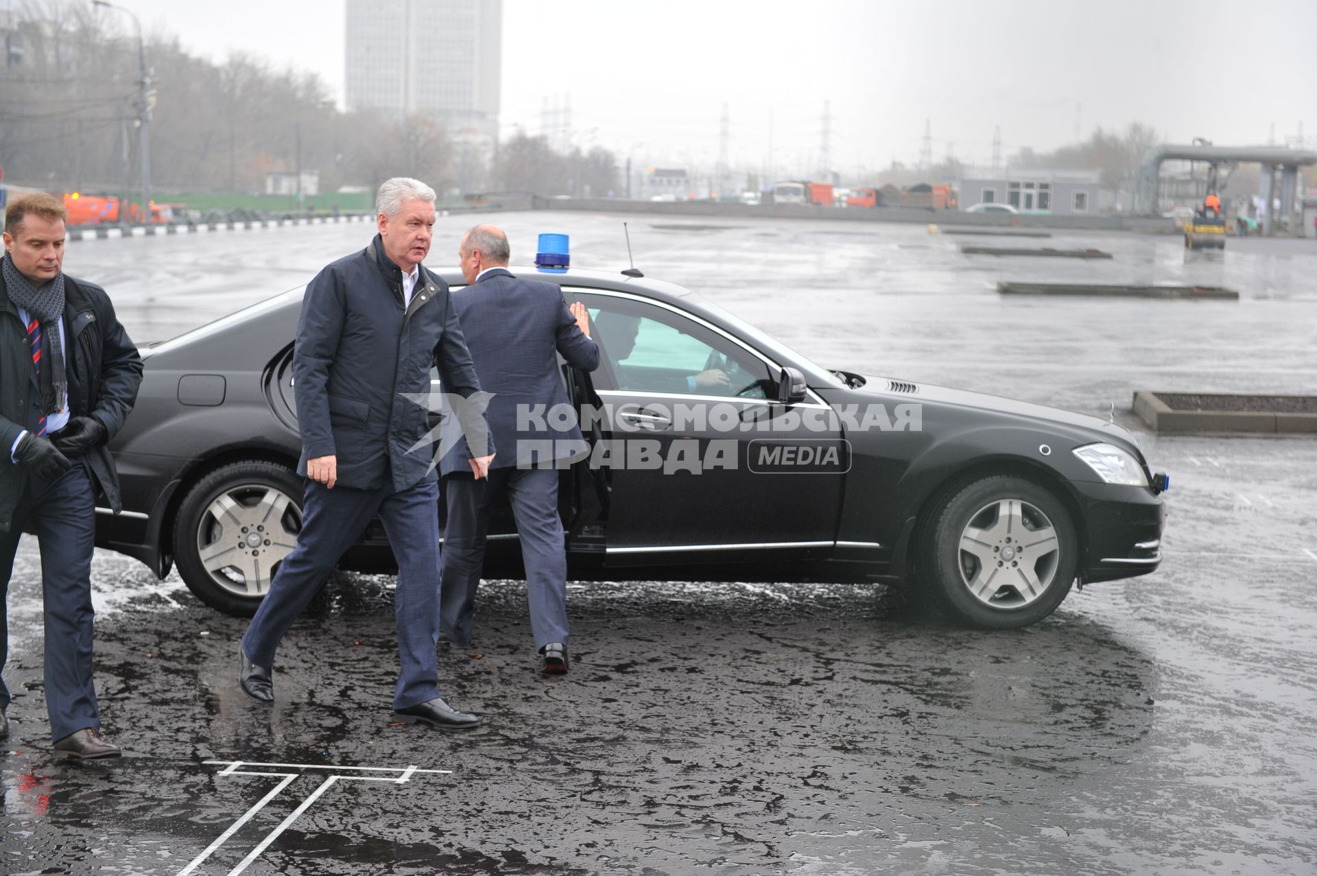 Мэр Москвы Сергей Собянин посетил строящейся плоскостной транспортно-пересадочный узел у станции метро `Выхино`.