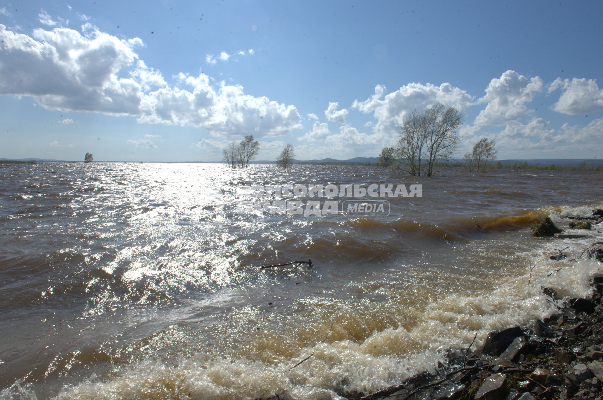 Угроза прорыва Мылкинской дамбы. На снимке: озеро Мылка, которое сообщается с рекой Амур.