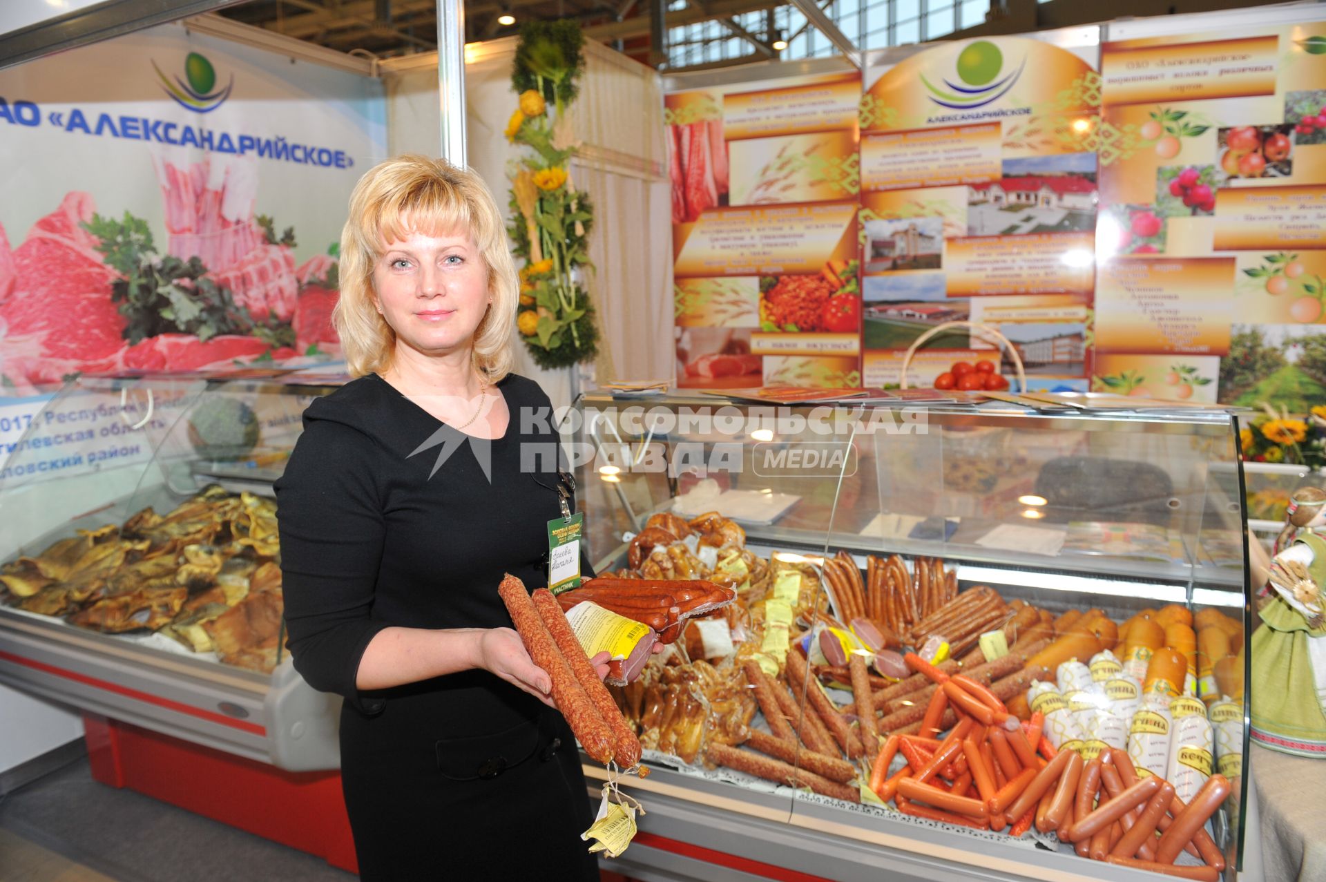 ВВЦ. 15-я Российская агропромышленная выставка `Золотая осень-2013`. На снимке: мясная продукция в ассортименте.