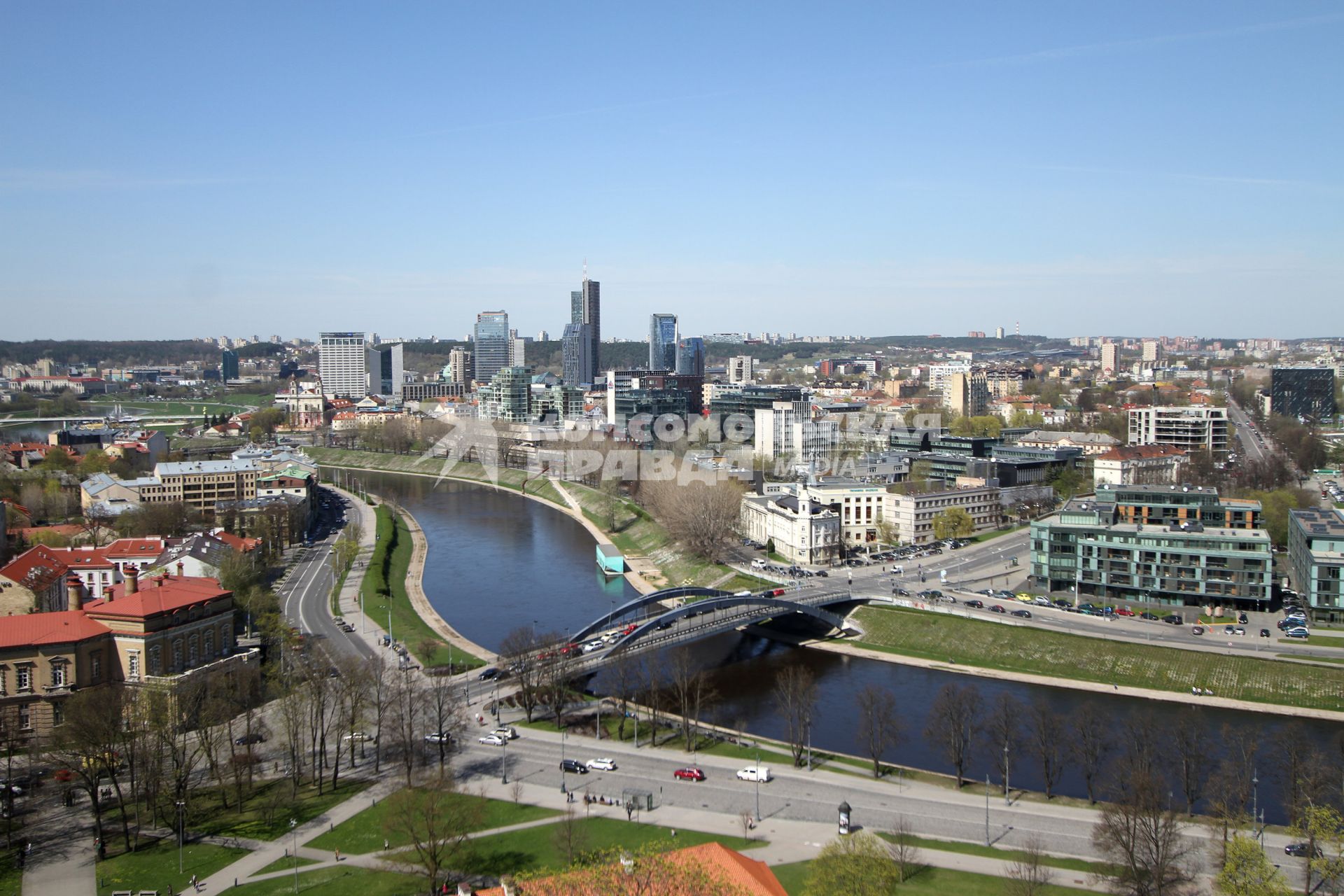 Вид на город Вильнюс с башни Гедимина