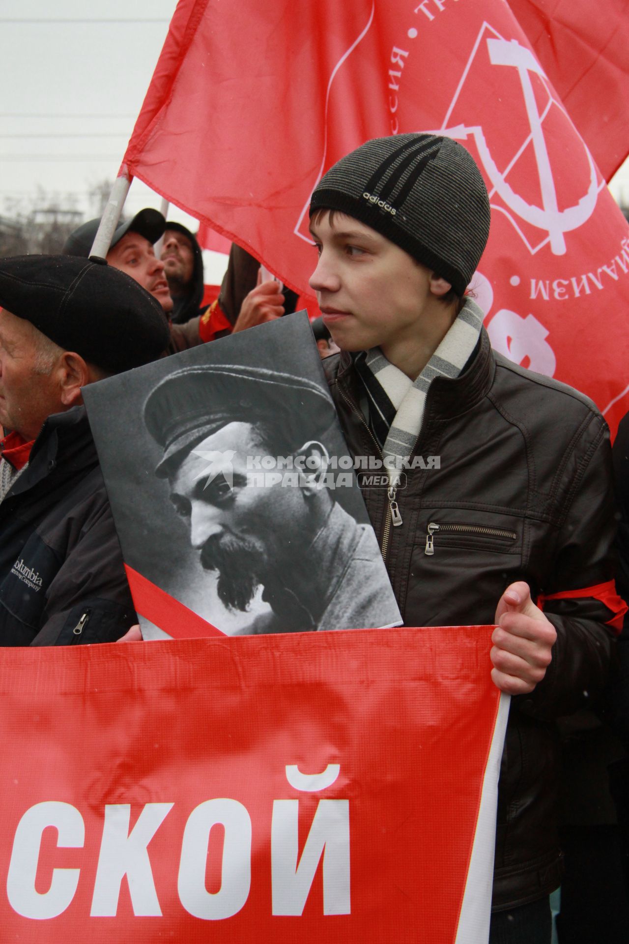 Демонстрация и митинг 7 ноября в Барнауле.