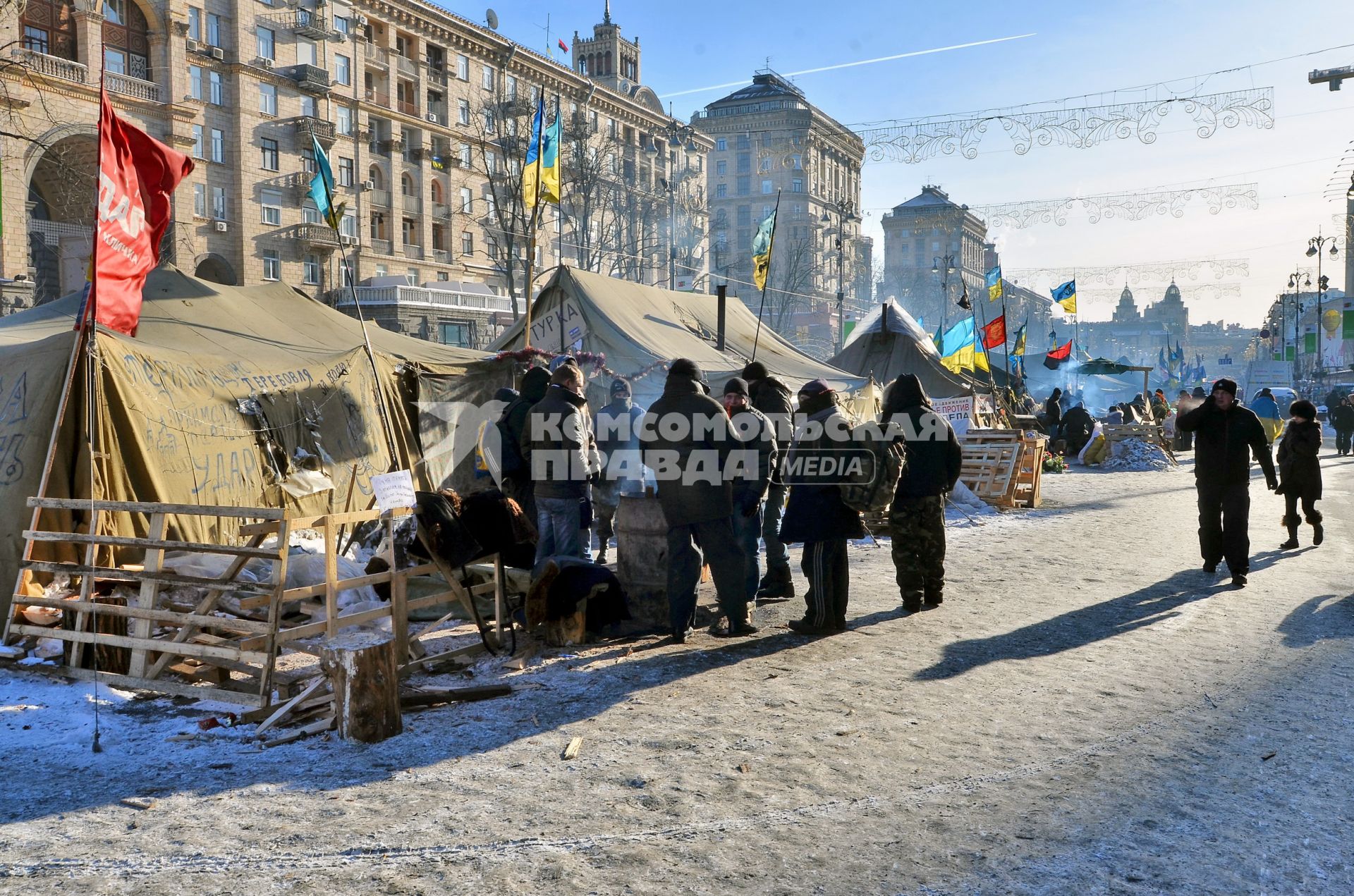 Палаточный лагерь в Киеве во время беспорядкров.