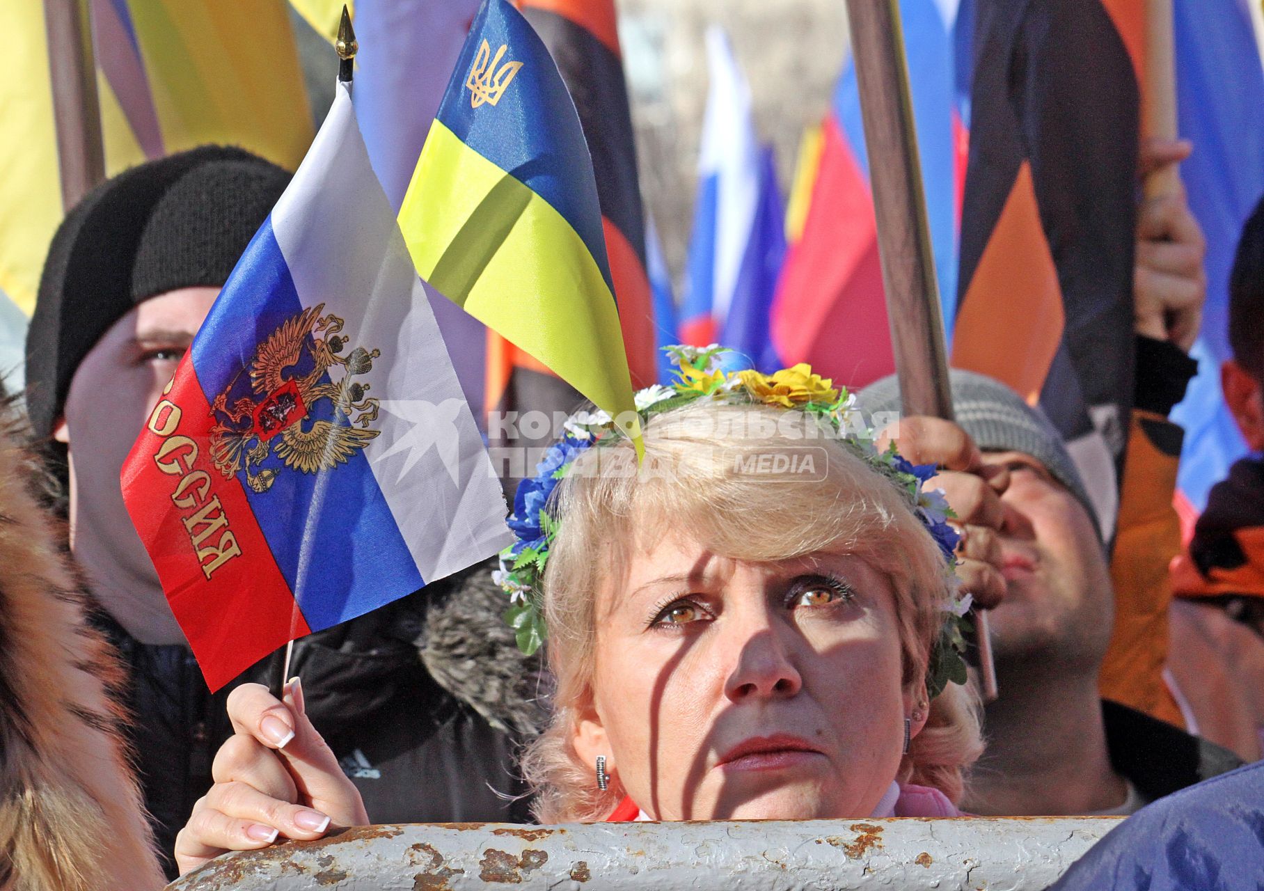 Митинг в поддержку Крыма в Саратове.