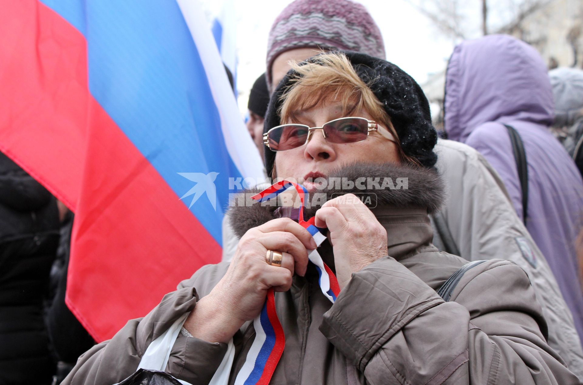 Митинг в поддержку воссоединения Крыма с Россией в Саратове.