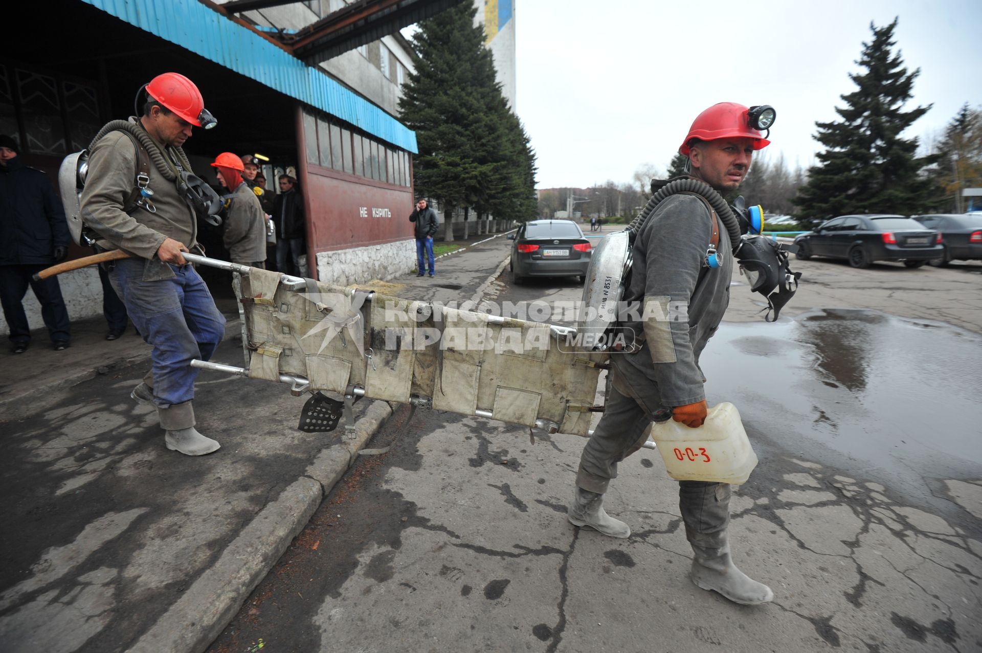 Авария на шахте Скочинского в Донецке, в результате которой погибли 7 человек.