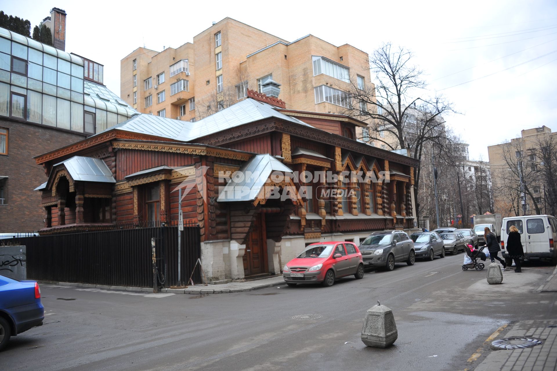 Дом Пороховщикова - особняк в центре Москвы в Староконюшенном переулке дом 36.