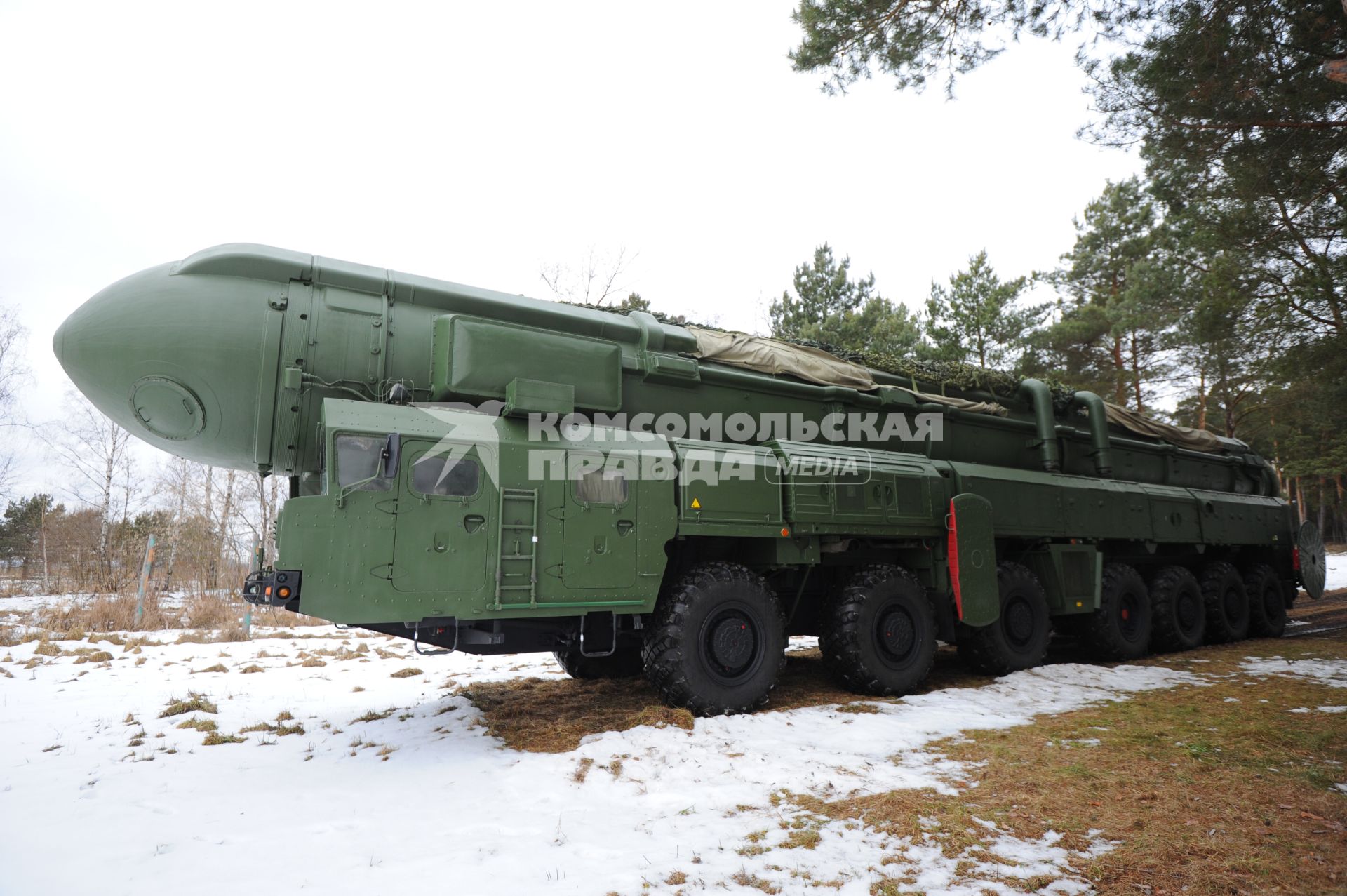 Серпуховский военный институт РВСН. На снимке: ракетный комплекс `Тополь-М`.