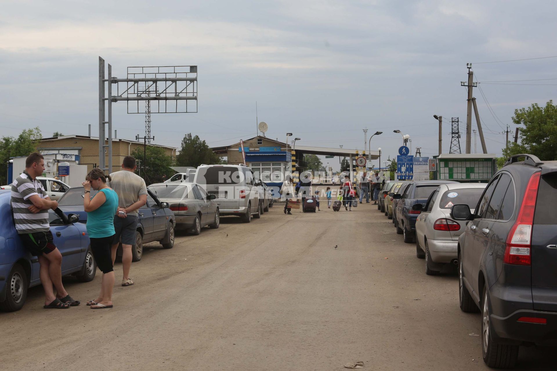 Ситуация на российско-украинской границе. Изварино.