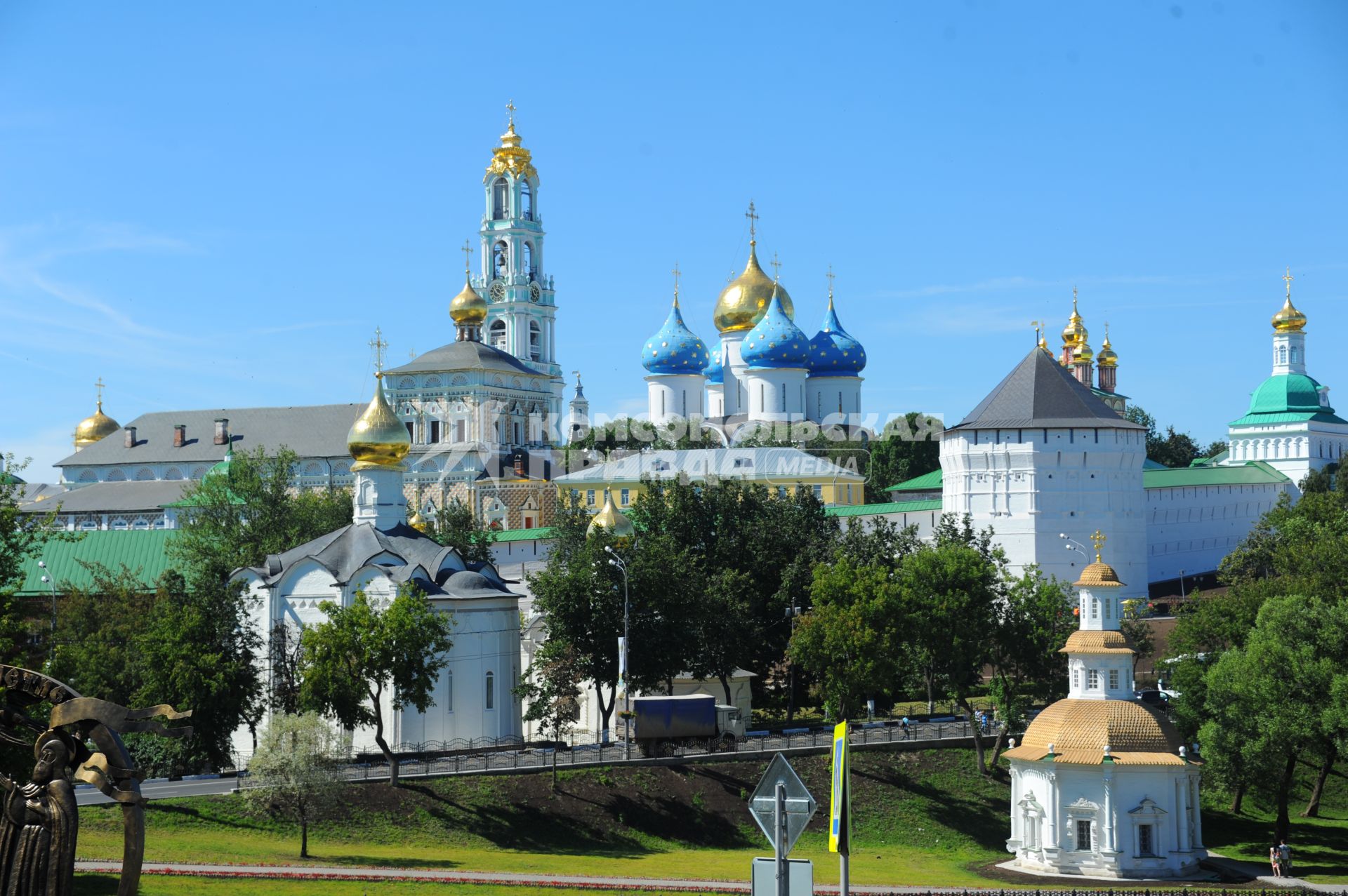 Сергиев Посад. Вид на Троице-Сергиеву Лавру.