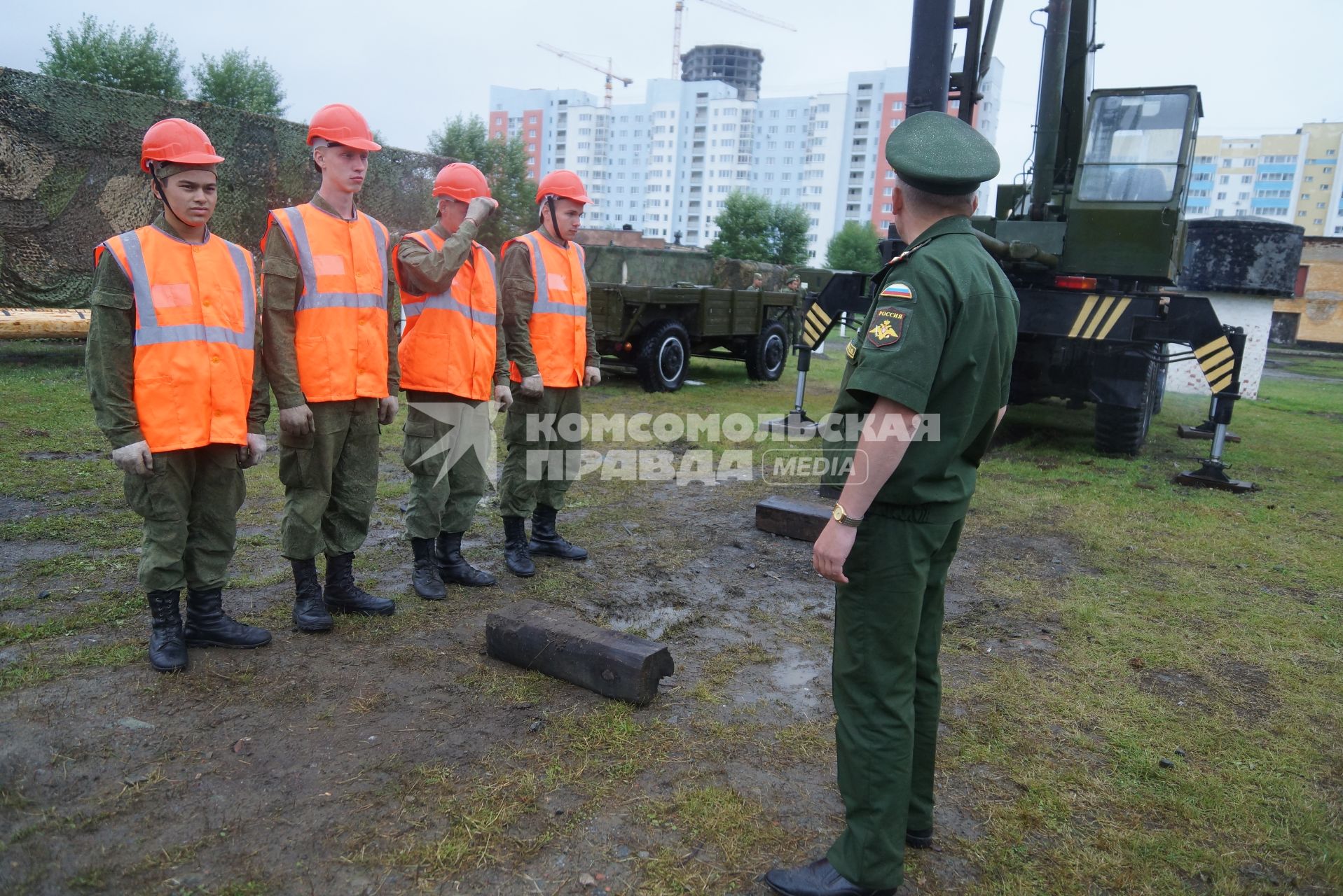 Военные железнодорожники во время конкурса на лучшего в специальности