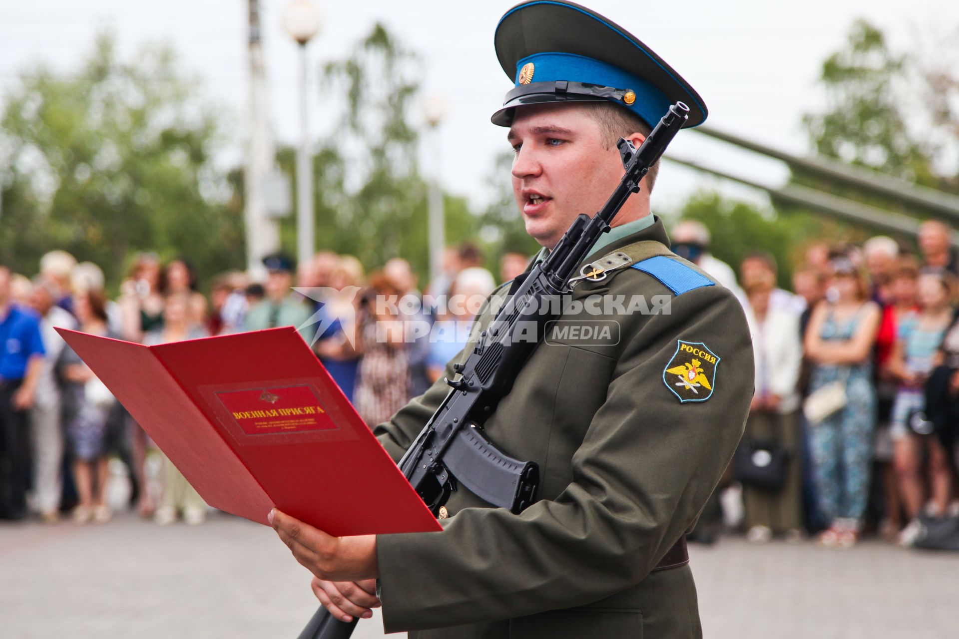 Принятие военной присяги военнослужащими первой научной роты в Воронеже.