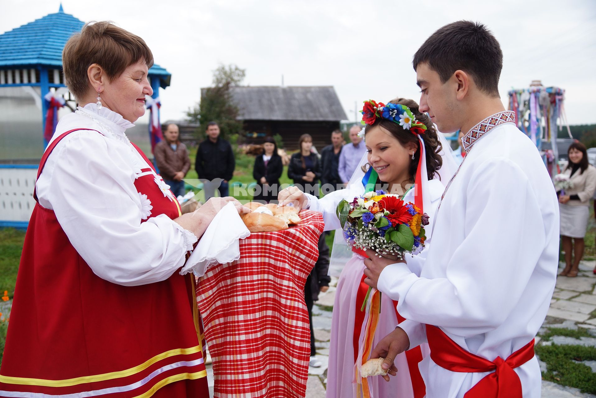 свадьба беженцев из Украины Геннадий и Яна Прудниковы в городе Реж Свердловской области