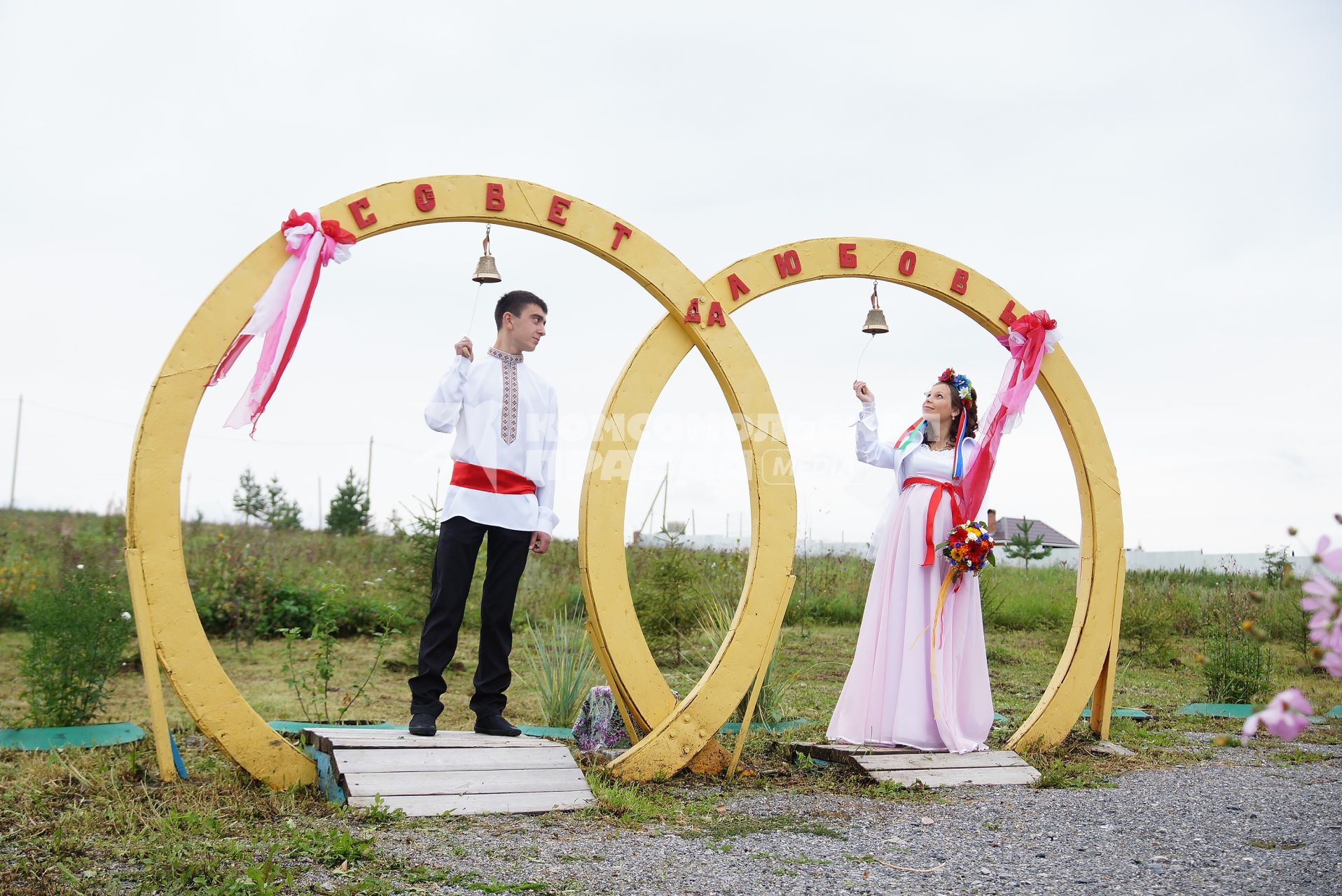 свадьба беженцев из Украины Геннадий и Яна Прудниковы в городе Реж Свердловской области