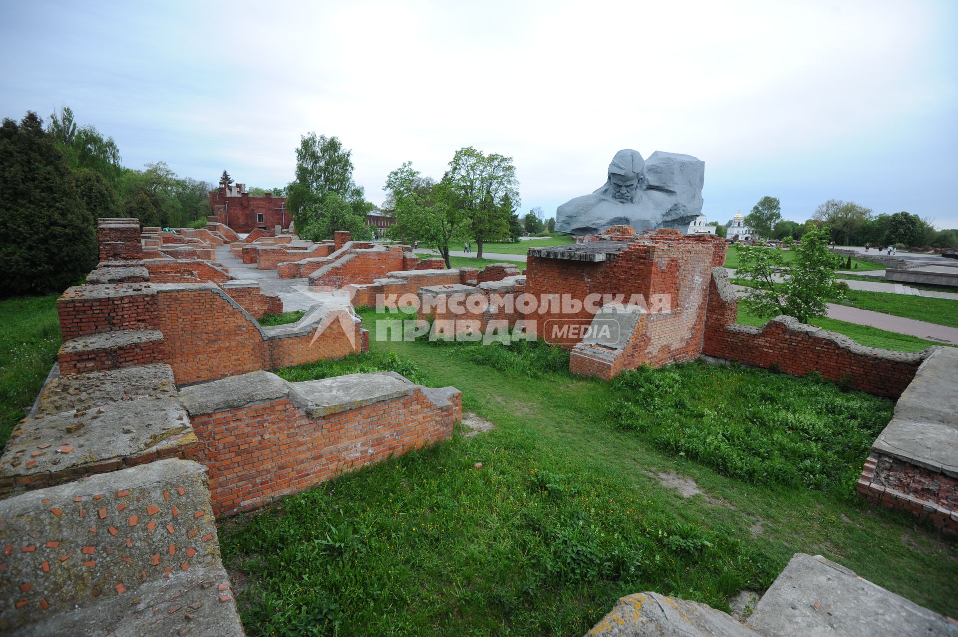 Виды Бреста. Мемориальный комплекс `Брестская крепость`.