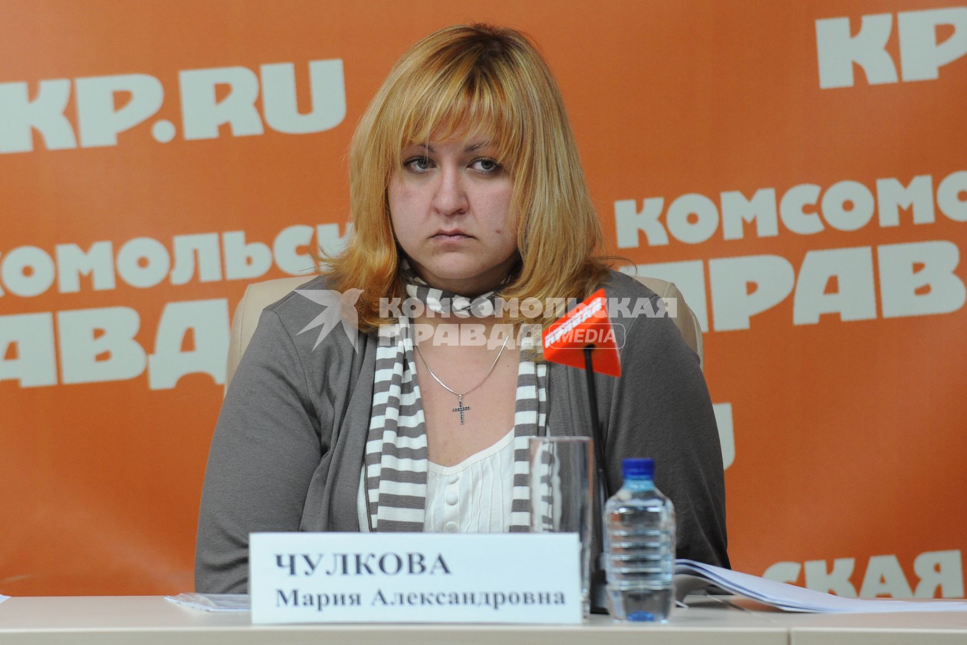 Пресс-центр ИД `Комсомольская правда`. Пресс-конференция на тему: `Уровень коррупции в России в 2013-2014 годах`  На снмке:  общественный деятель Мария Чулкова.