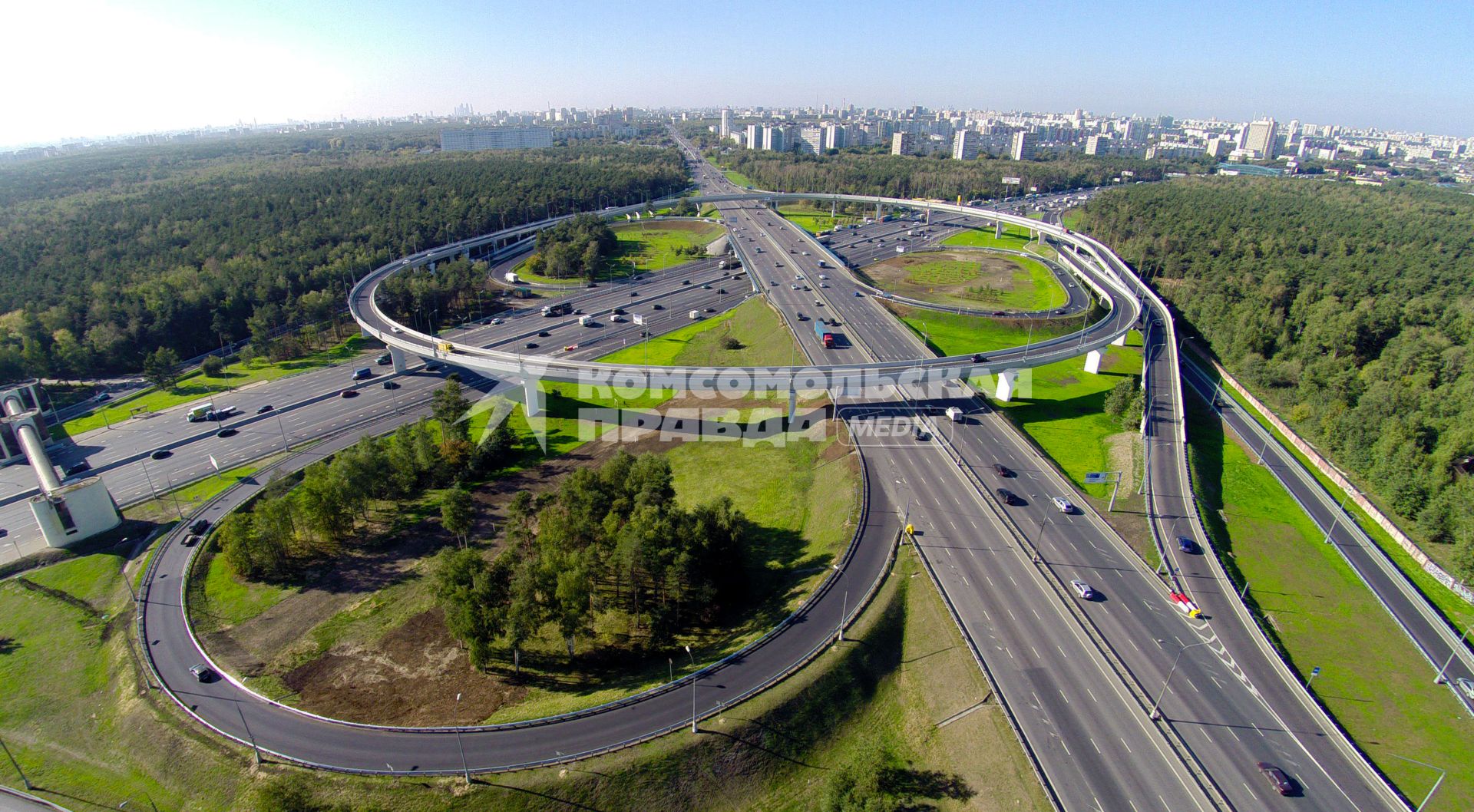 Волгоградская эстакада в районе МКАДа.