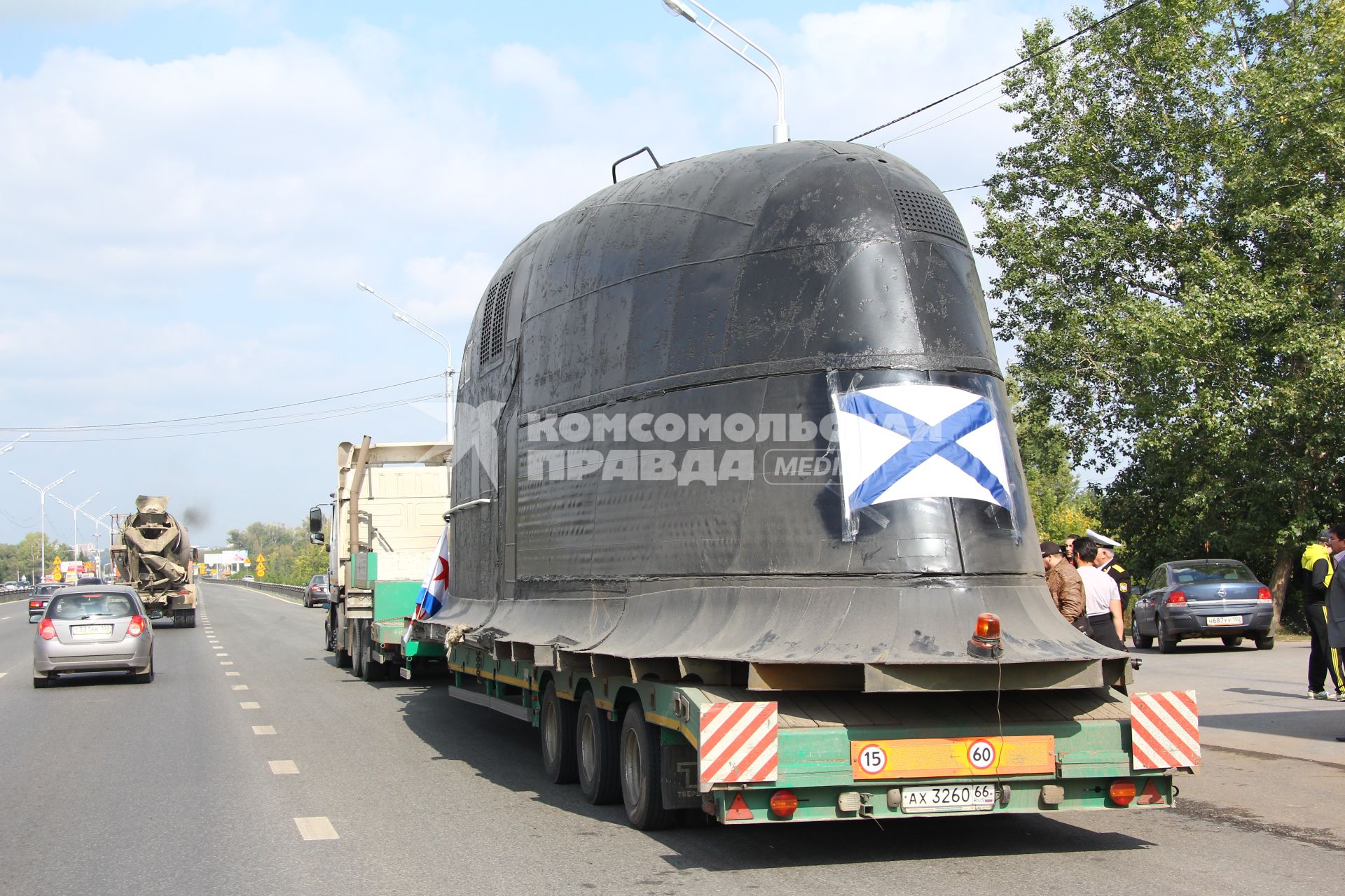 Верхнюю часть подводной лодки класса `Пантера` доставили в Уфу для установки в качестве памятника.