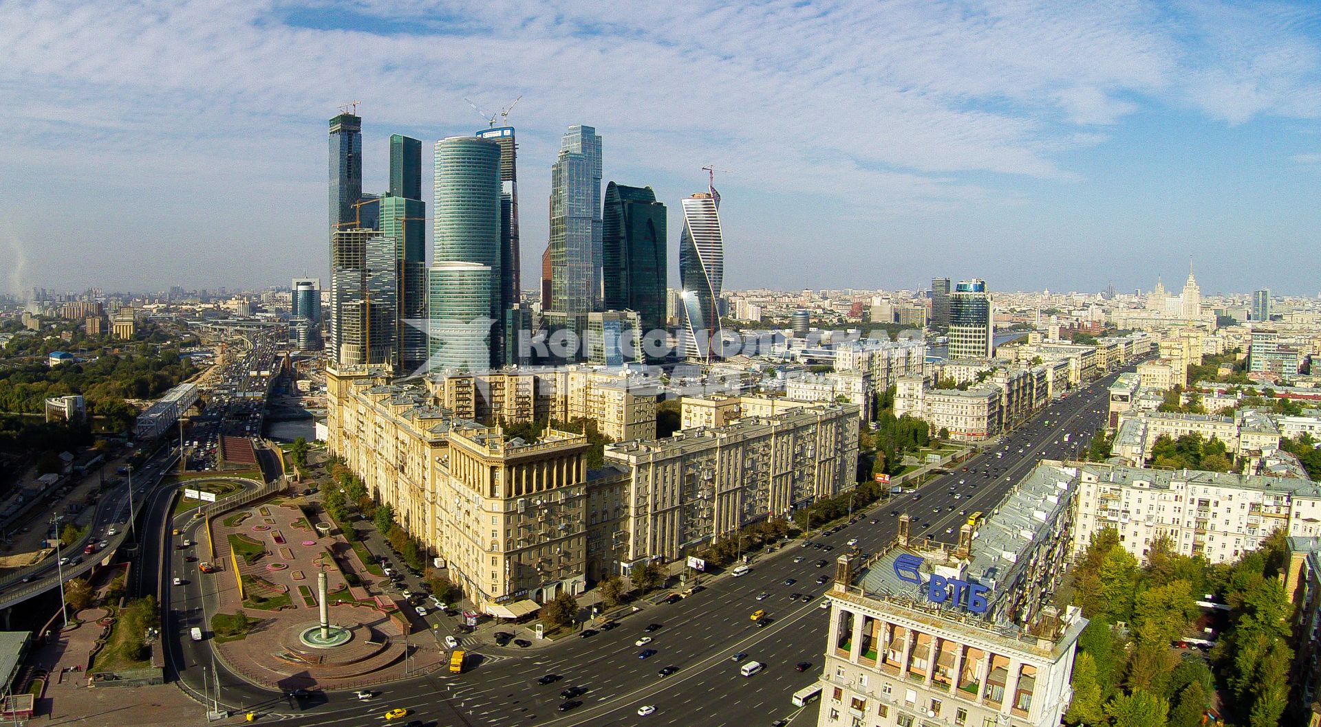 Виды Москвы. Кутузовский проспект. Москва-сити.