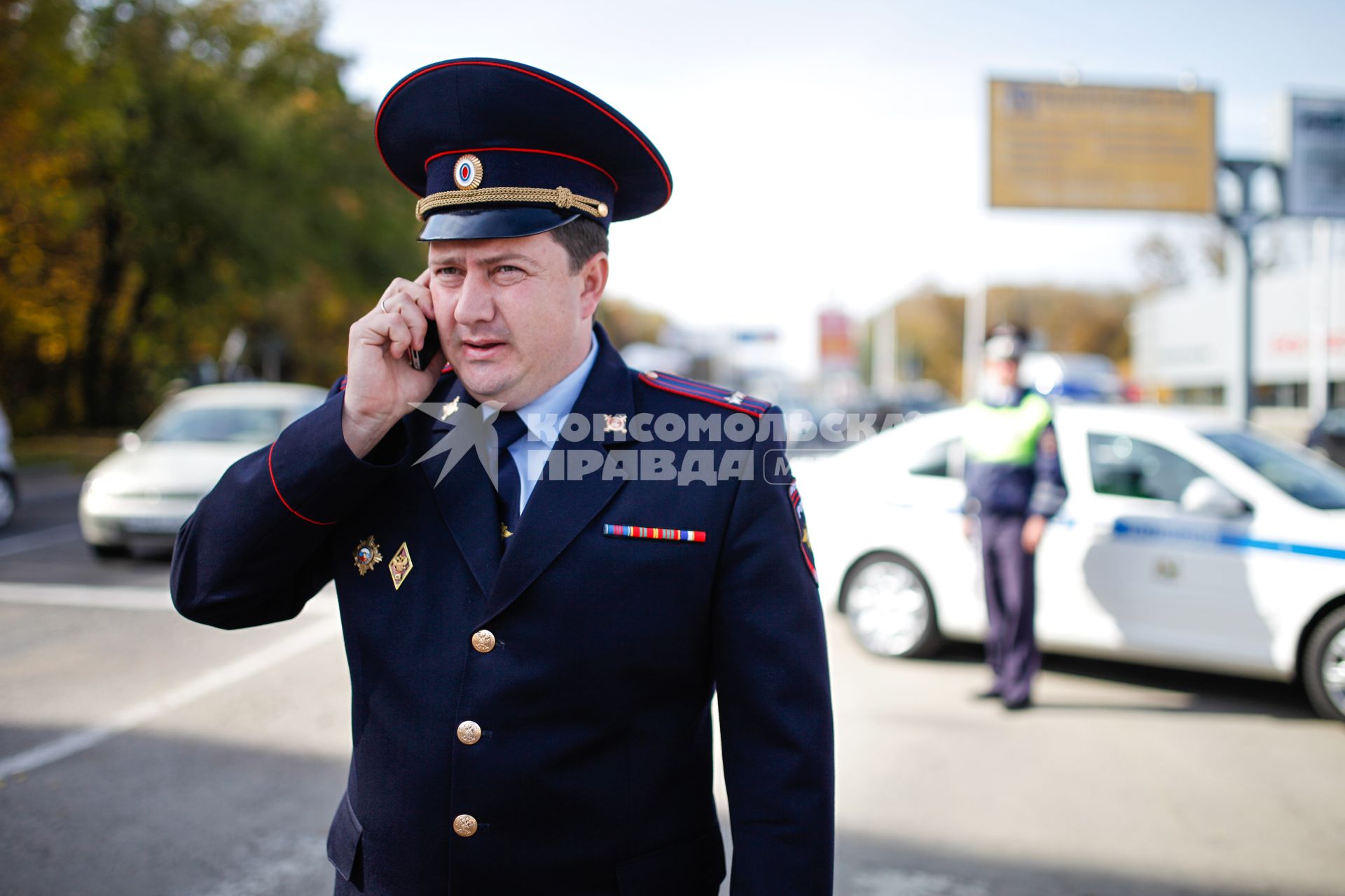 Совместная акция `Комсомольской правды` и ГИБДД `Улыбнись и пристегнись`. На снимке: начальник УГИБДД ГУ МВД России по Ставропольскому краю подполковник полиции Алексей Сафонов.