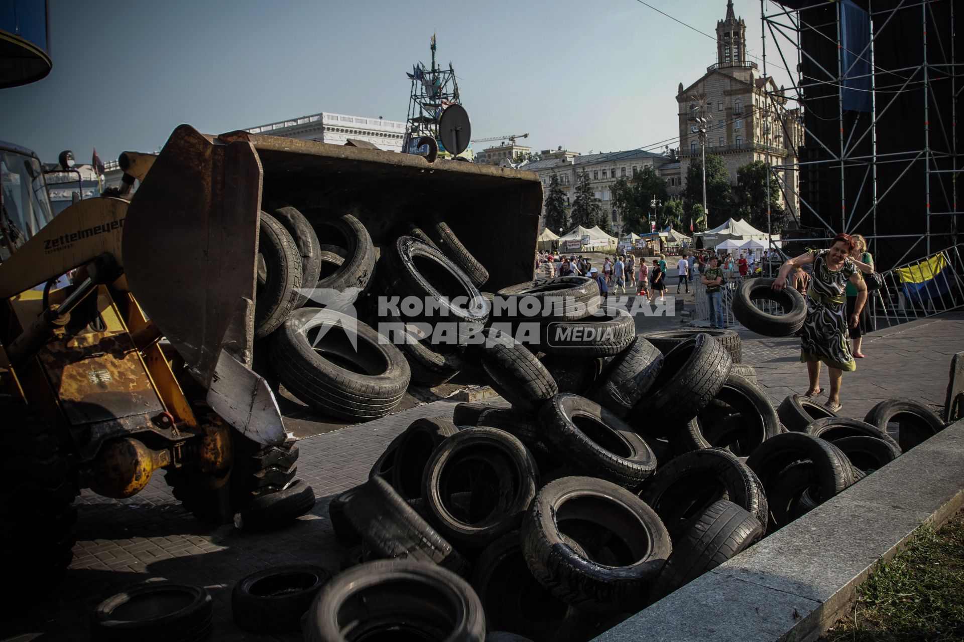 Очередная попытка разгона майдана 7 августа 2014 года.