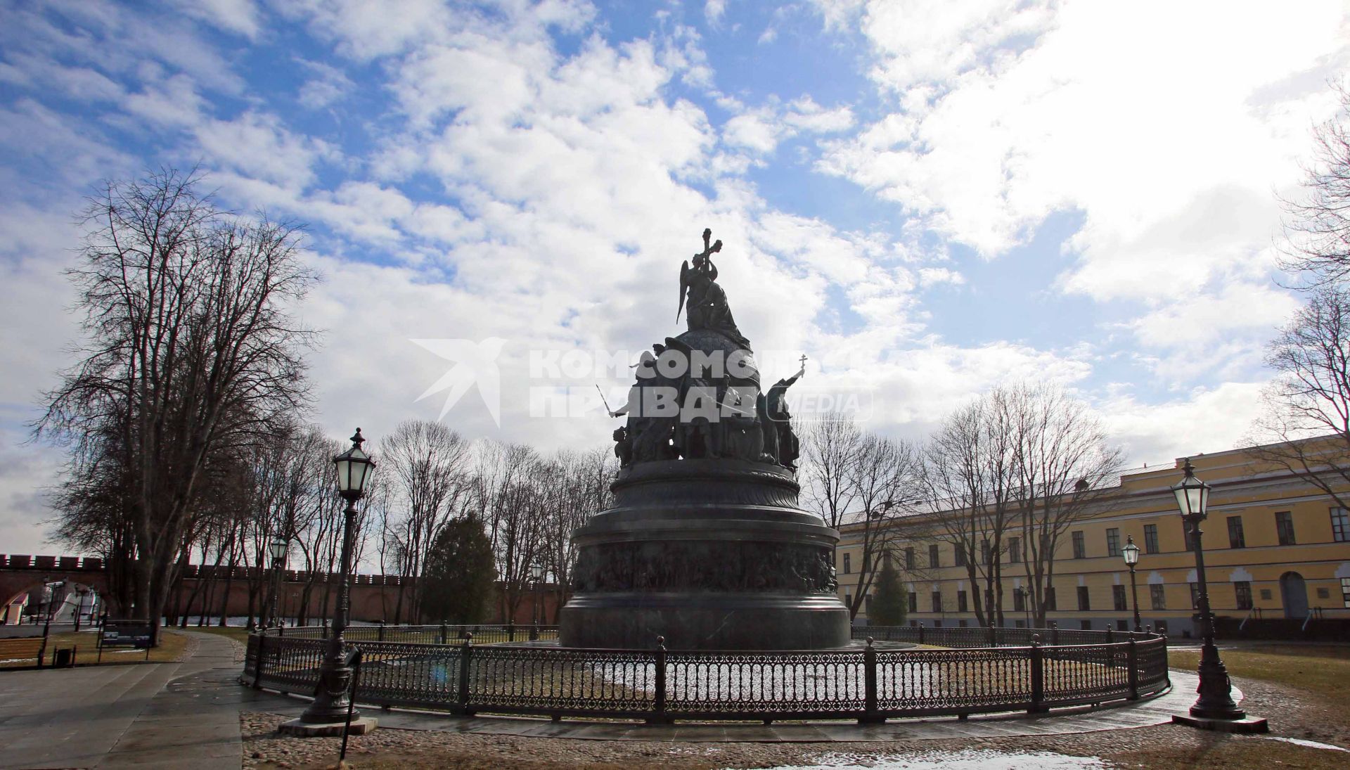 Памятник тысячилетия России в Великом Новгороде.