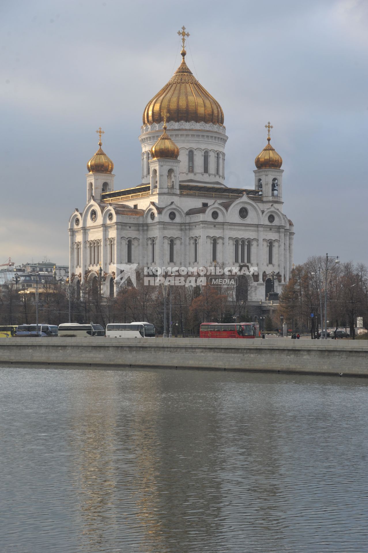 Виды Москвы. Храм Христа Спасителя.