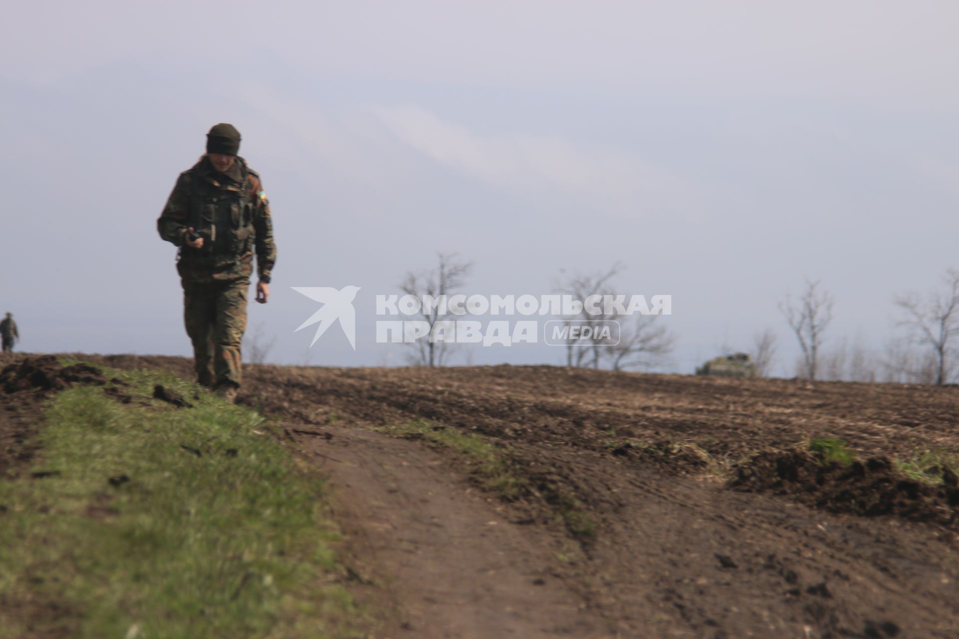 Донецкая область. Солдаты Нацгвардии Украины у Мариуполя.