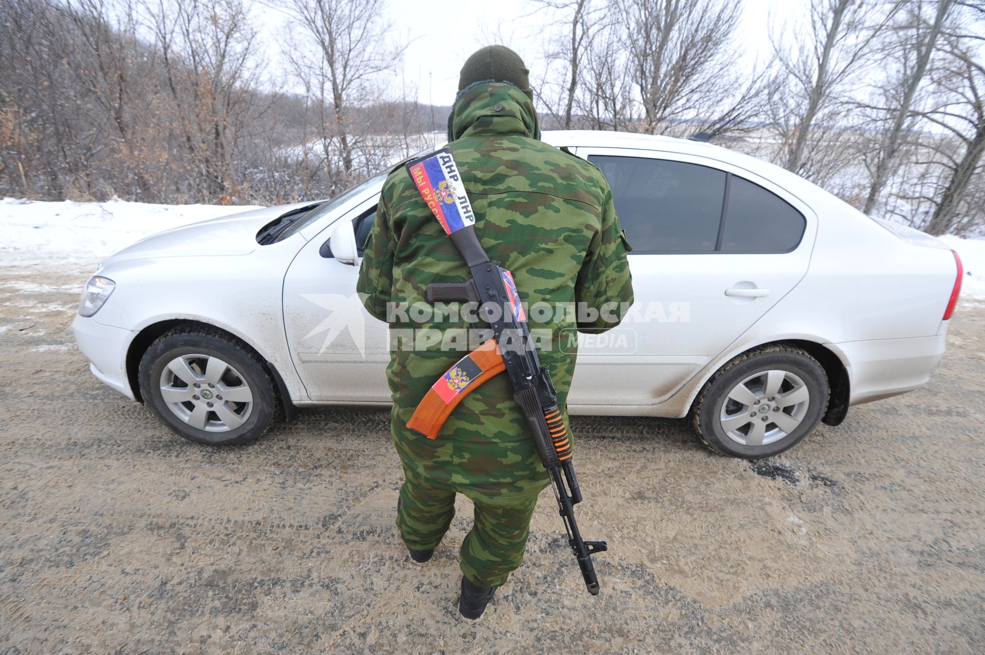 Донецк. Блокпост ополченцев.