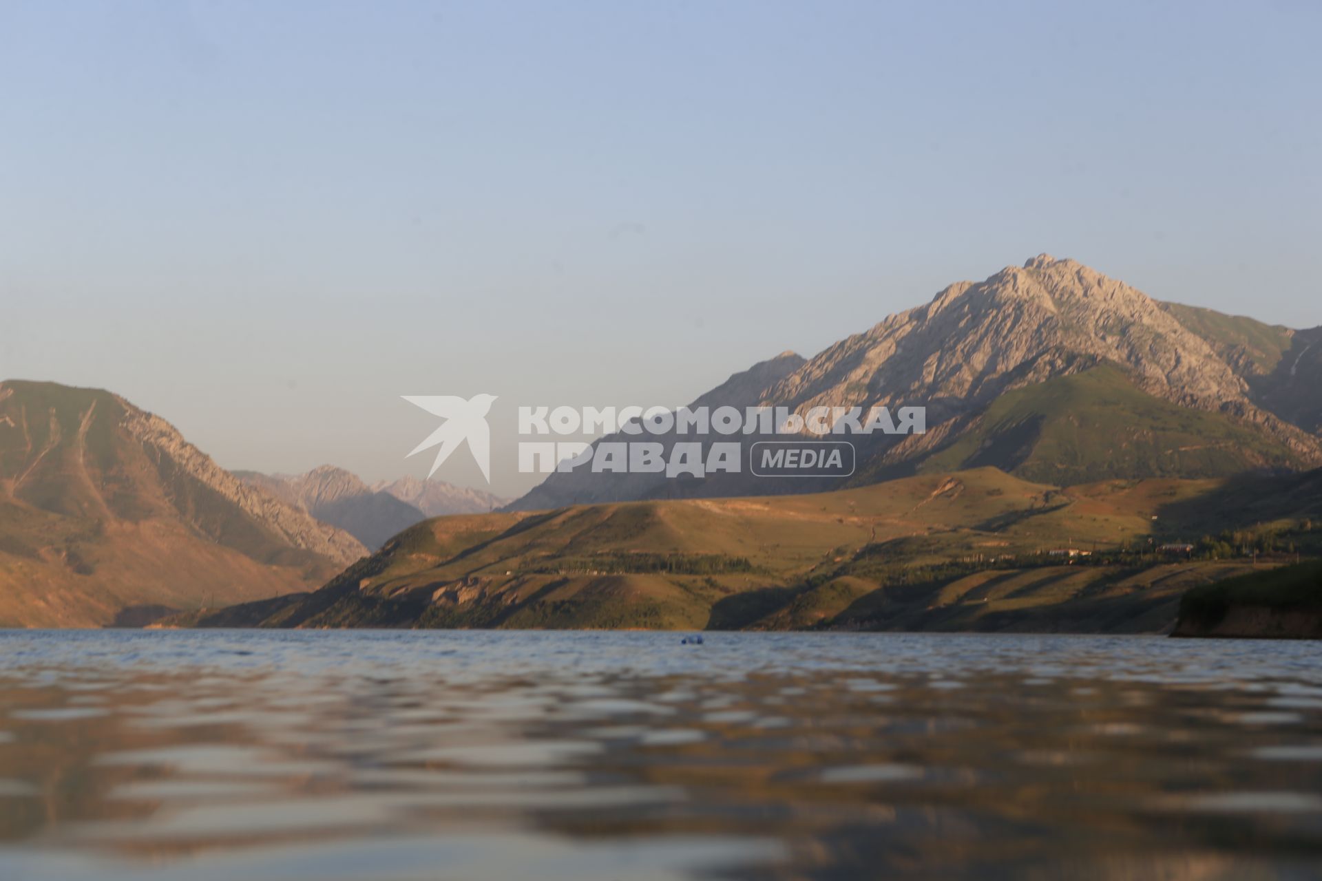 Самарканд. Горы Чингам. Червакское водохранилище.